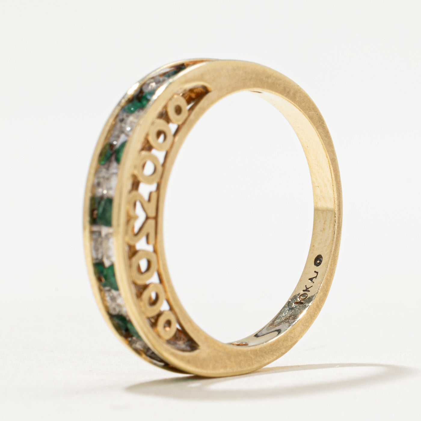 Bague demi-éternité en émeraude et diamants | 0,18 ct au total, 0,12 ct au total | Taille 7,25