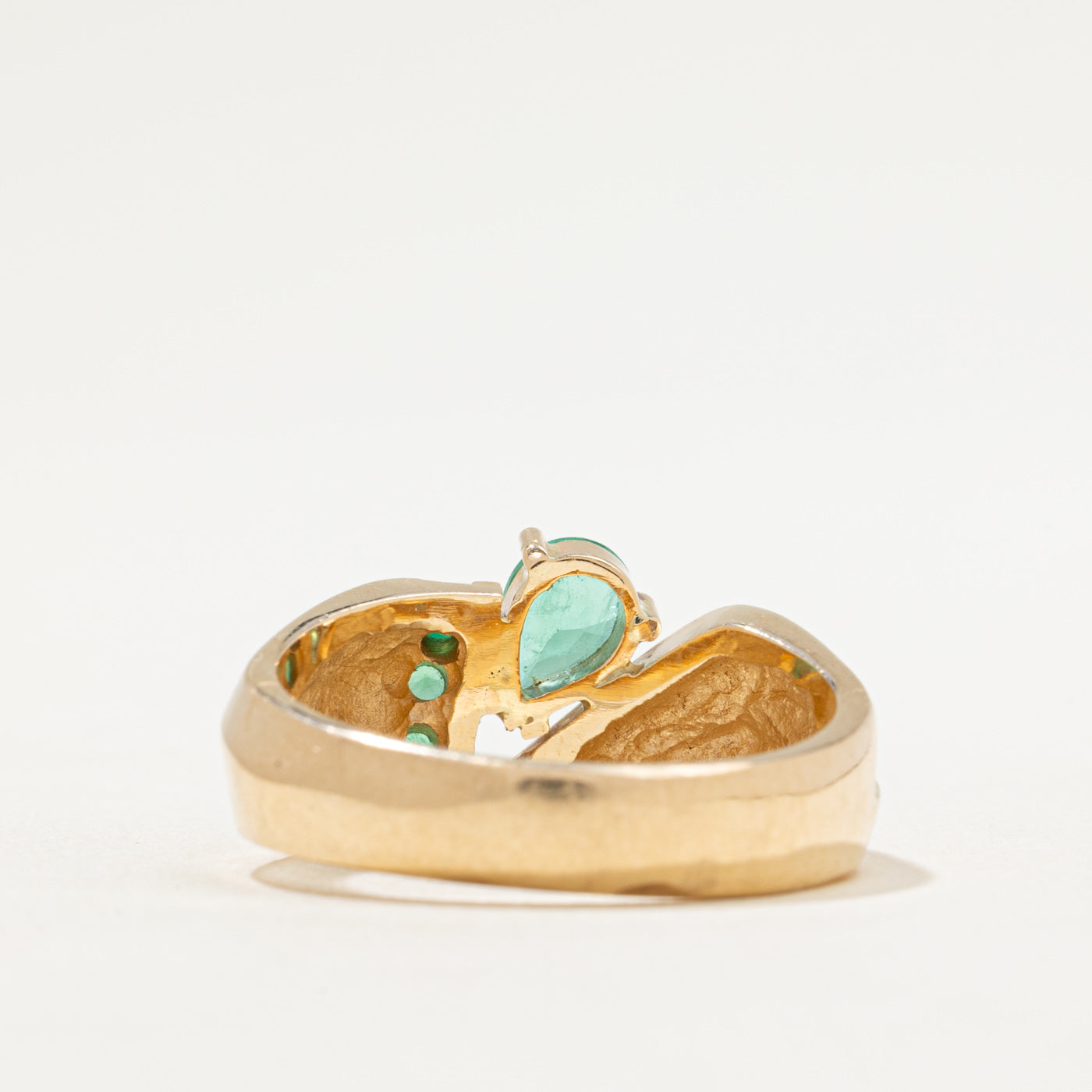 Pear Cut Emerald Ring | 0.87ctw | SZ 10.75