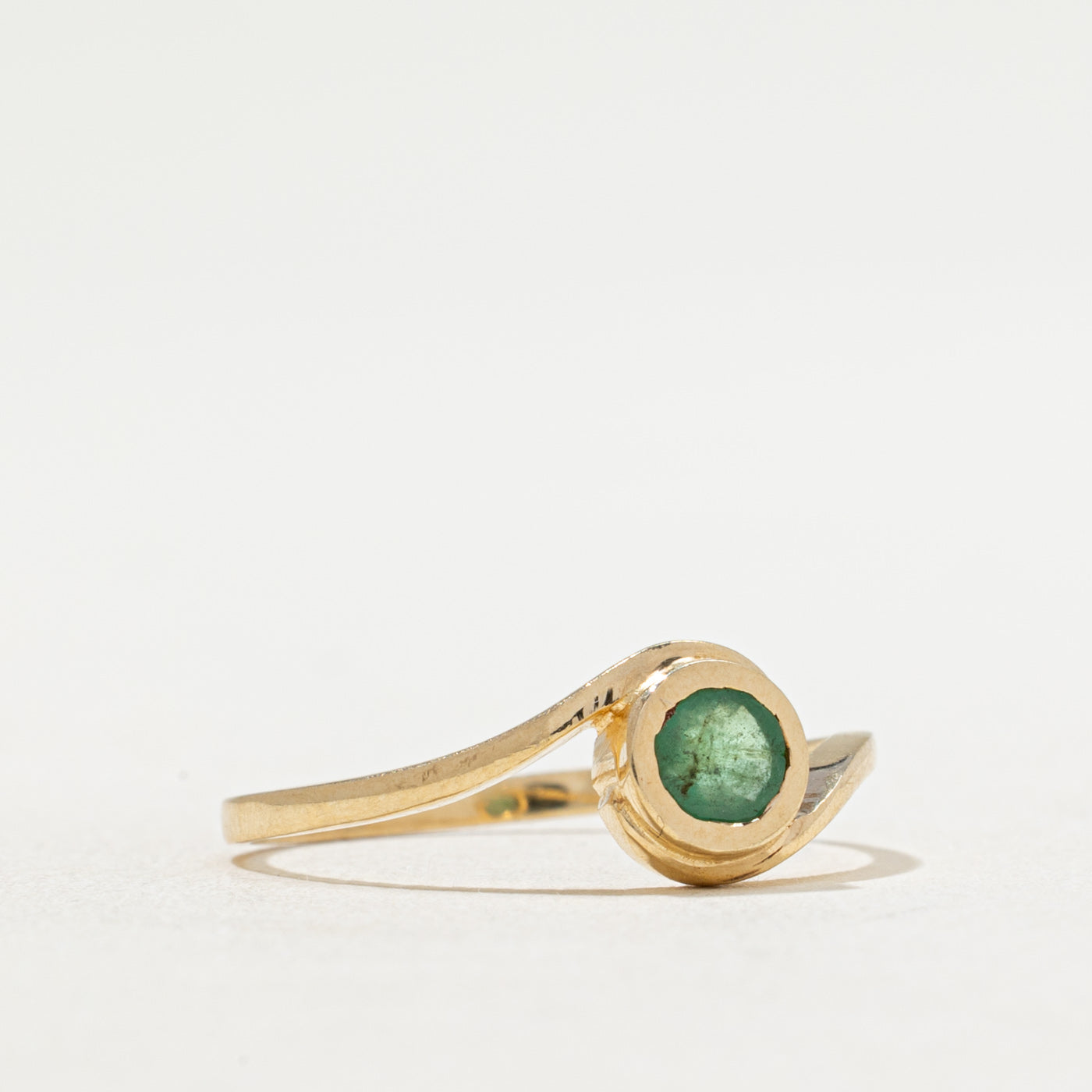 Bague émeraude simple | 0,16 ct | Taille 7