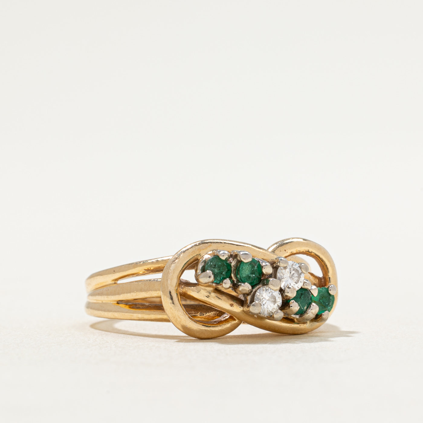 Emerald & Diamond Cluster Crossover Ring | 0.16ctw, 0.12ctw | SZ 6.75