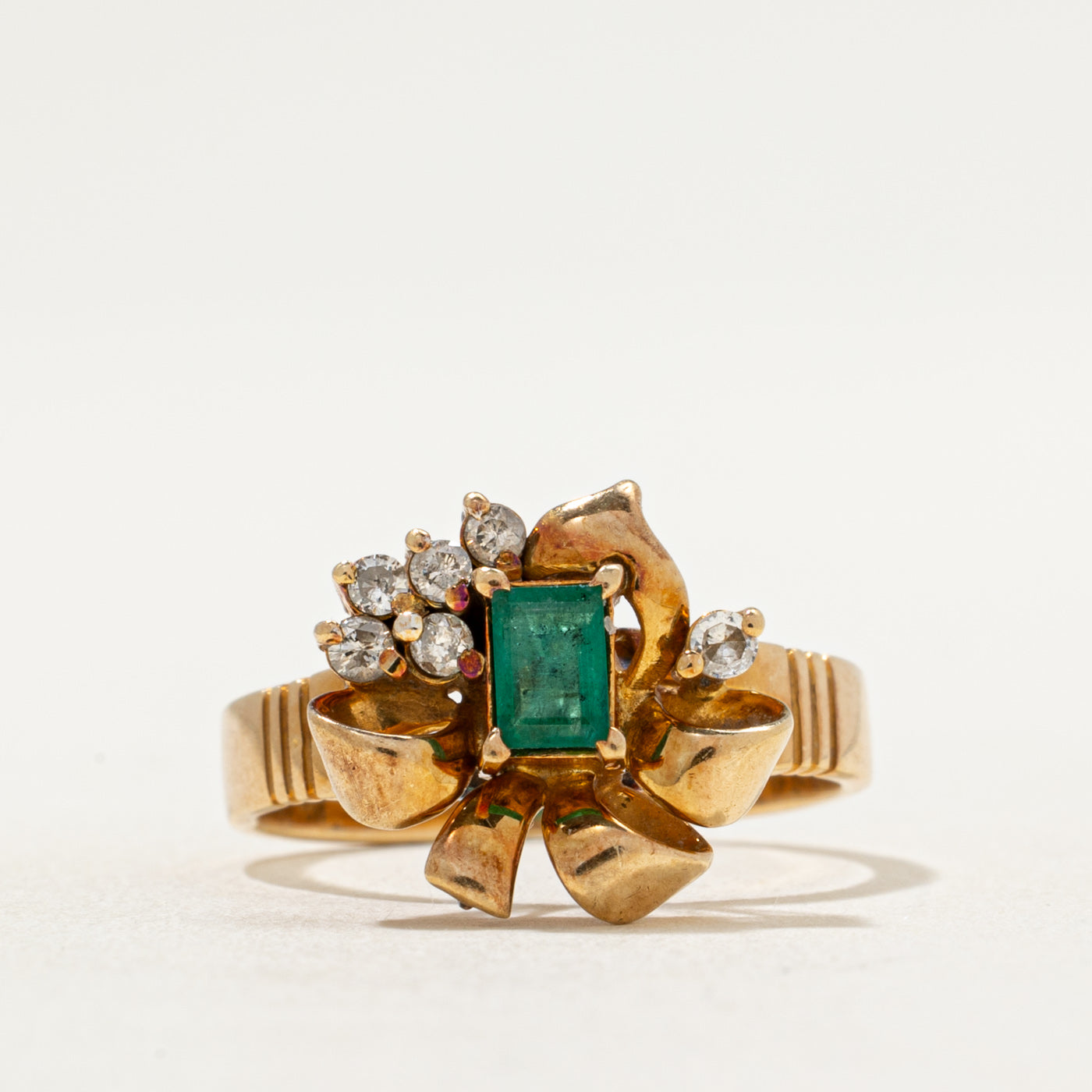 Emerald & Diamond Bow Ring | 0.21ct, 0.12ctw | SZ 6.25