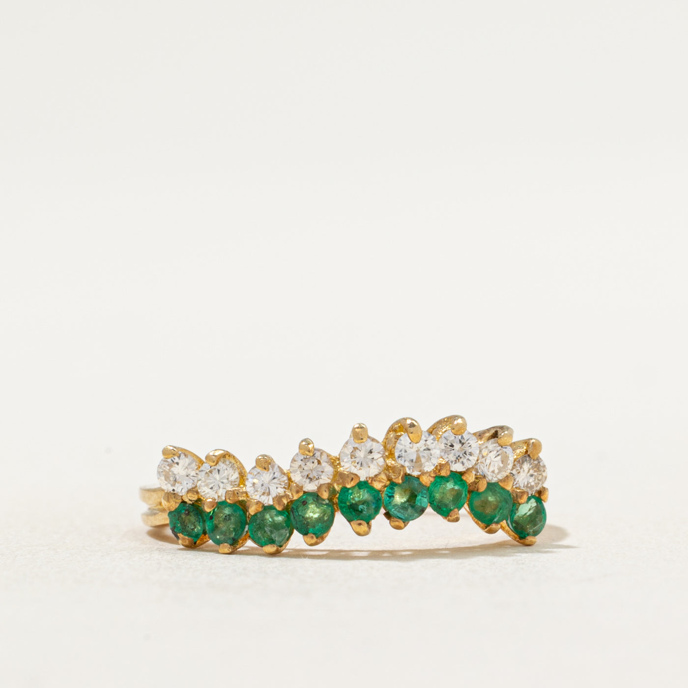 Diamond & Emerald Wave Ring | 0.20ctw, 0.14ctw | SZ 5