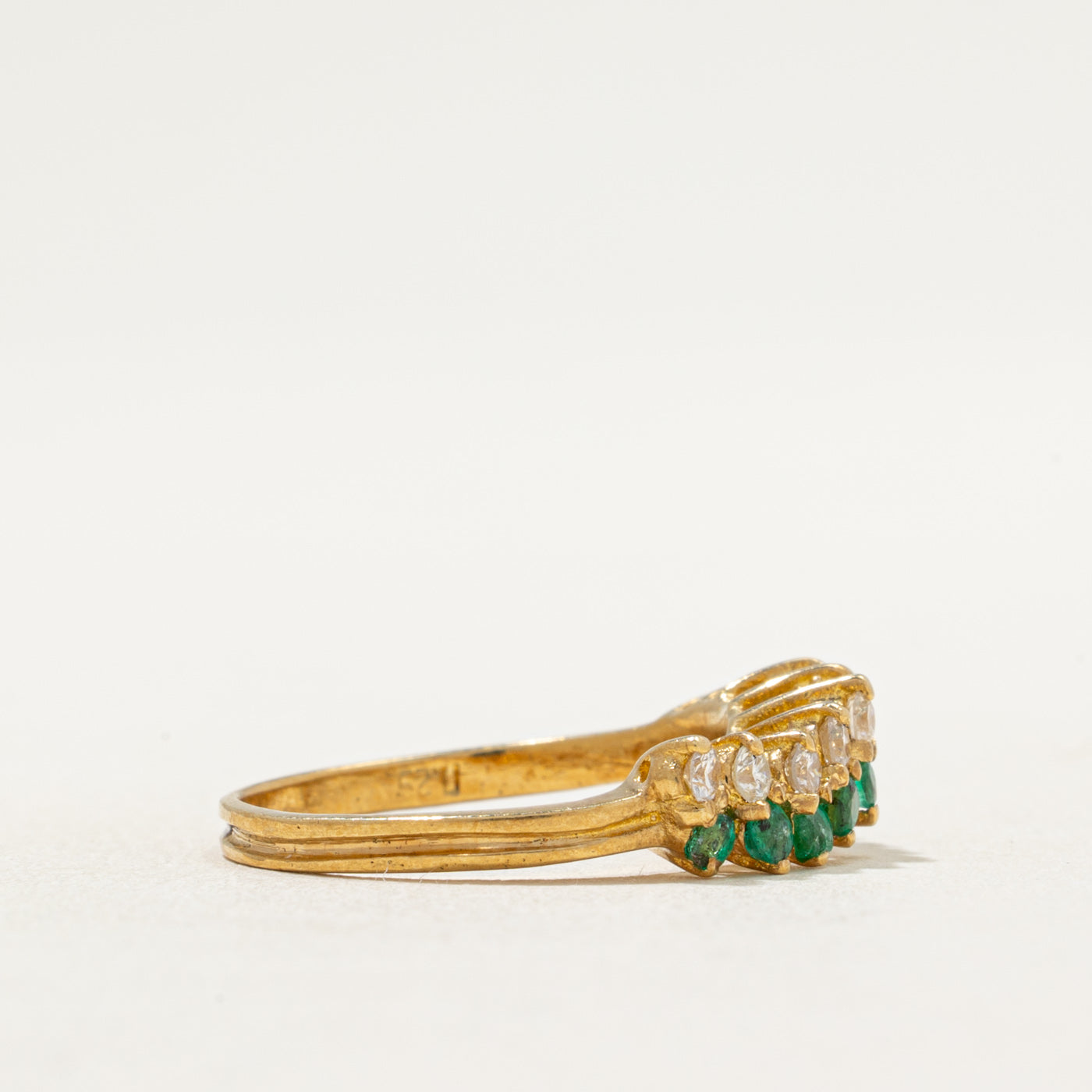 Diamond & Emerald Wave Ring | 0.20ctw, 0.14ctw | SZ 5