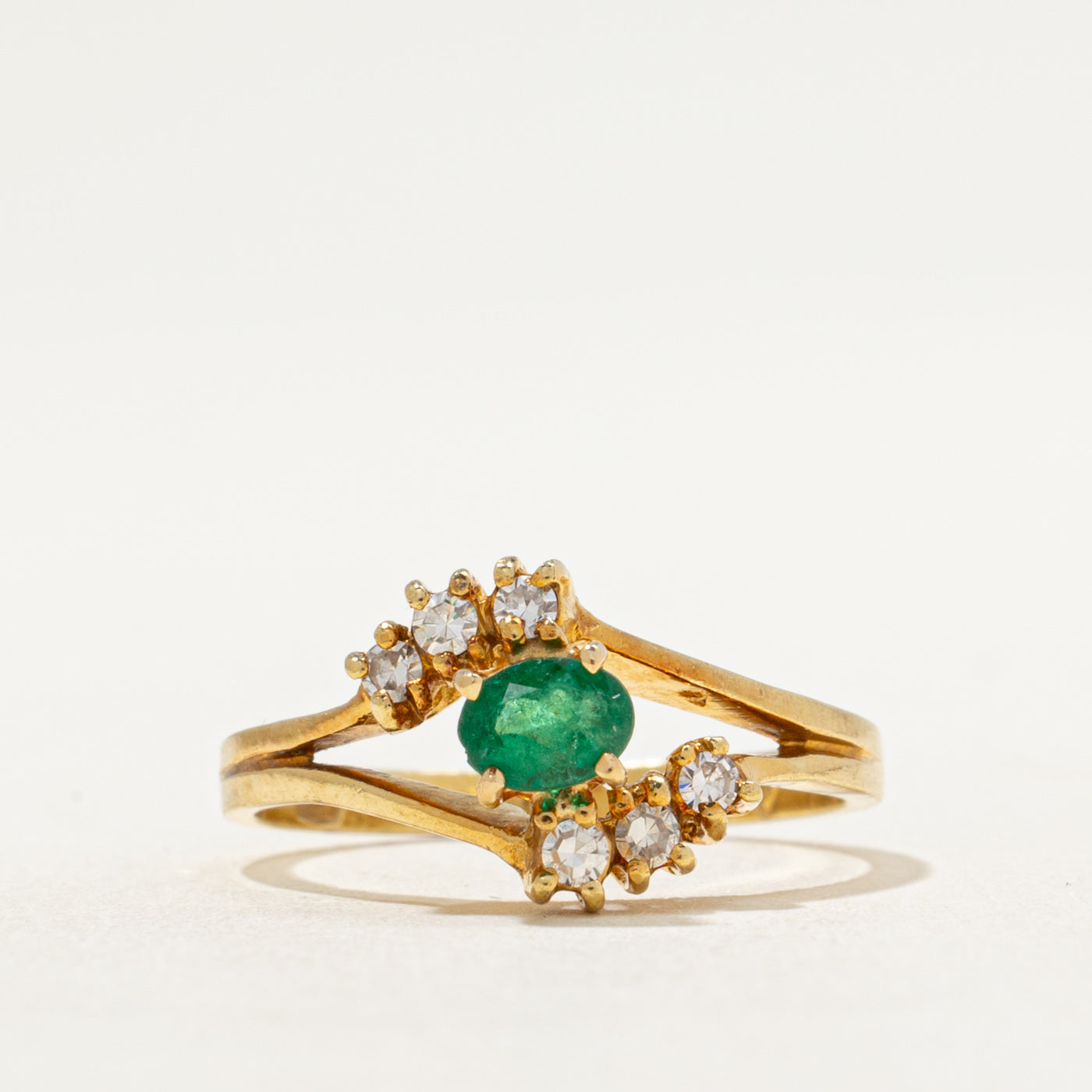 Emerald & Diamond Split Shank Ring | 0.25ct, 0.13ctw | SZ 6.25
