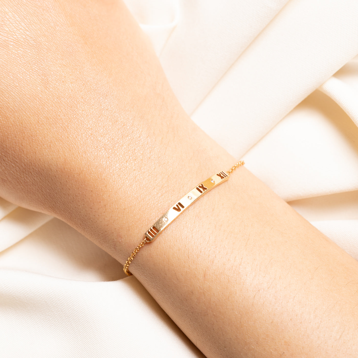 'Tiffany & Co' Atlas Piereced Bar Bracelet | 0.03ctw | 6.5"