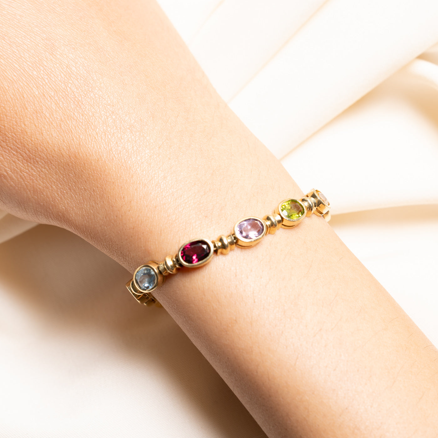 14K Bezel Set Multi Gemstone Bracelet | 15.00ctw | 7.5"