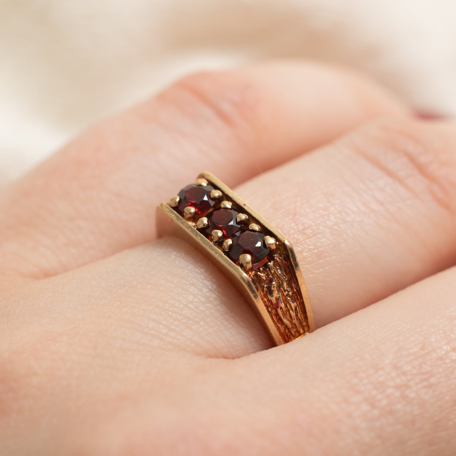 Bague trois pierres en grenat | 0,75 ct | Taille 6