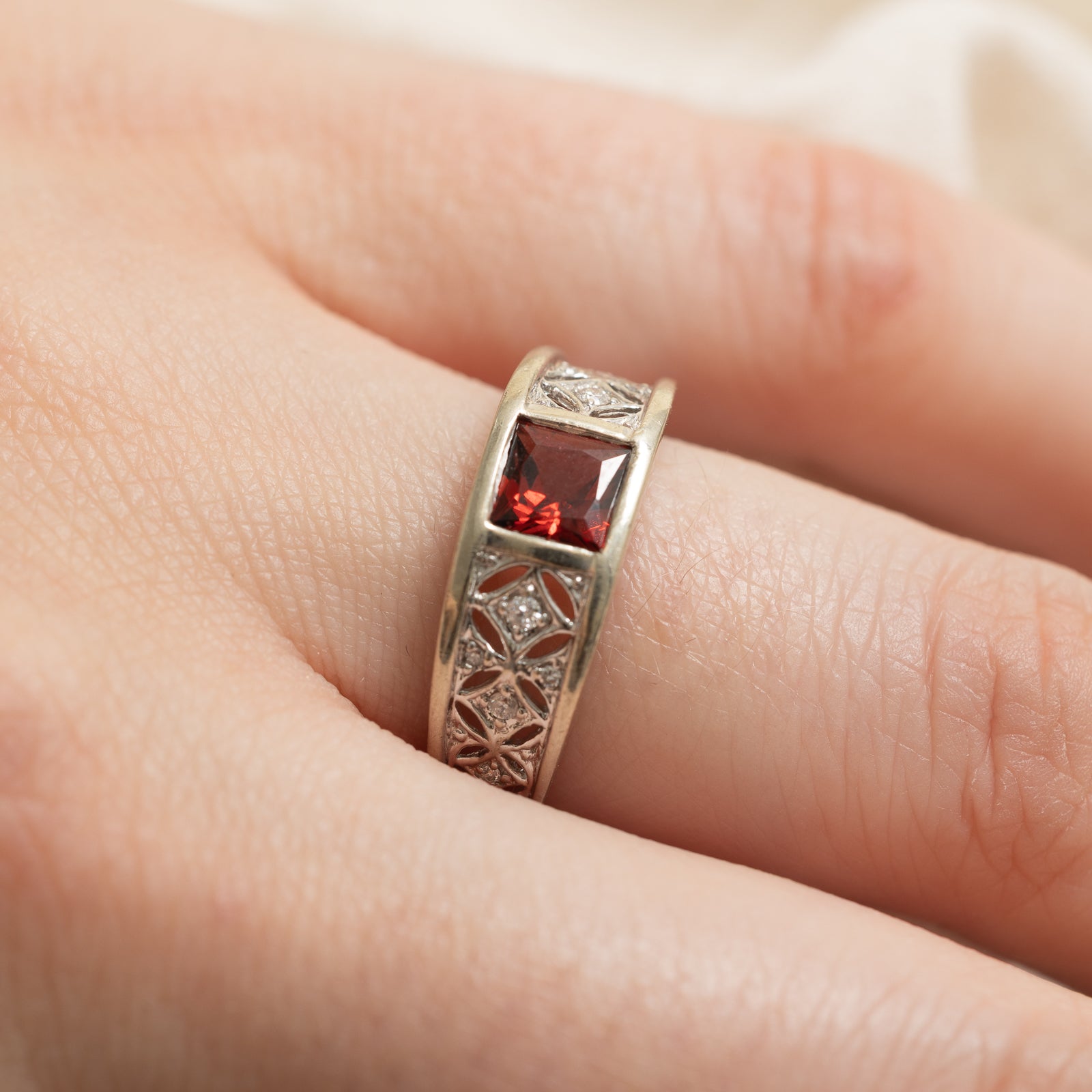 Garnet & Diamond Ring | 0.70ct, 0.05ctw | SZ 7