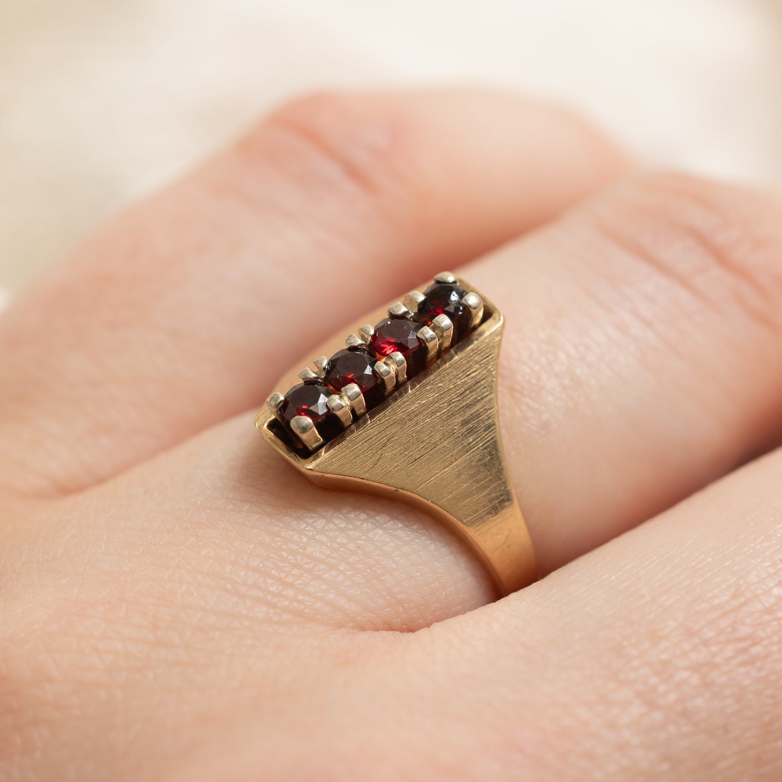 Garnet Column Ring | 0.06ctw | SZ 4.5