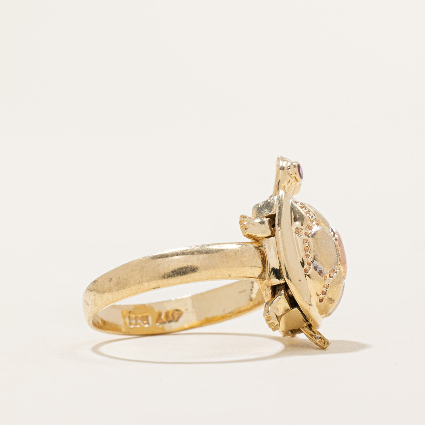 Synthetic Ruby Turtle Ring | 0.01ctw | SZ 4.5