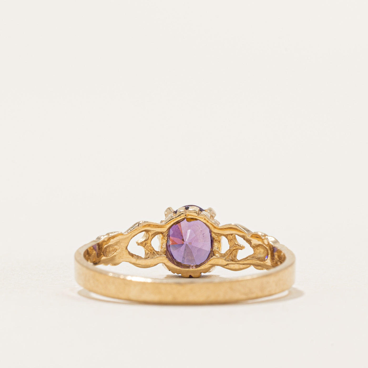 Oval Cut Amethyst Ring | 0.40ct | SZ 6.25