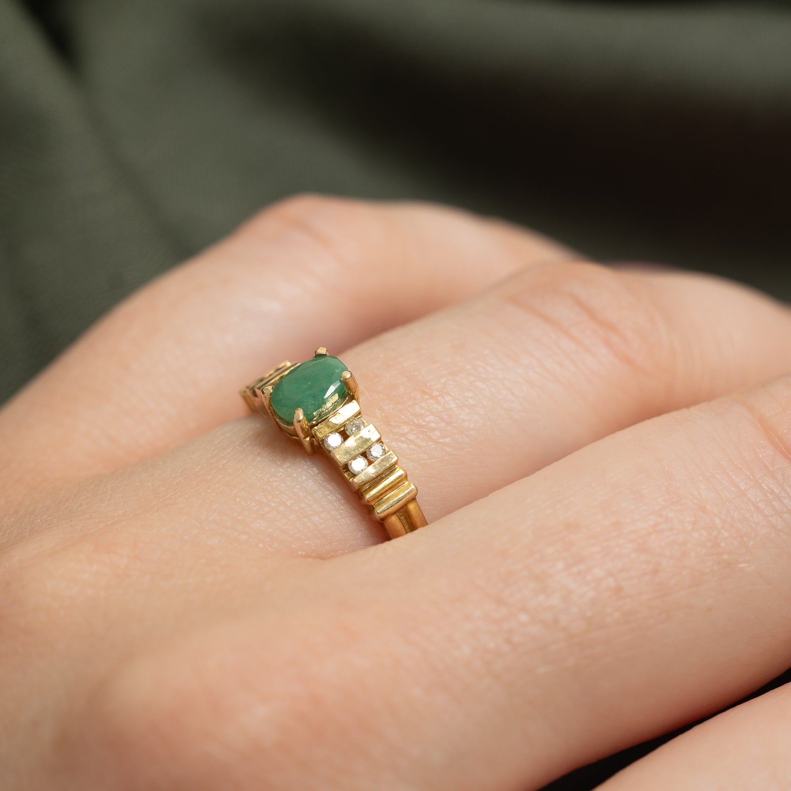 Oval Cut Emerald & Diamond Ring | 0.32ct, 0.08ctw | SZ 6.25