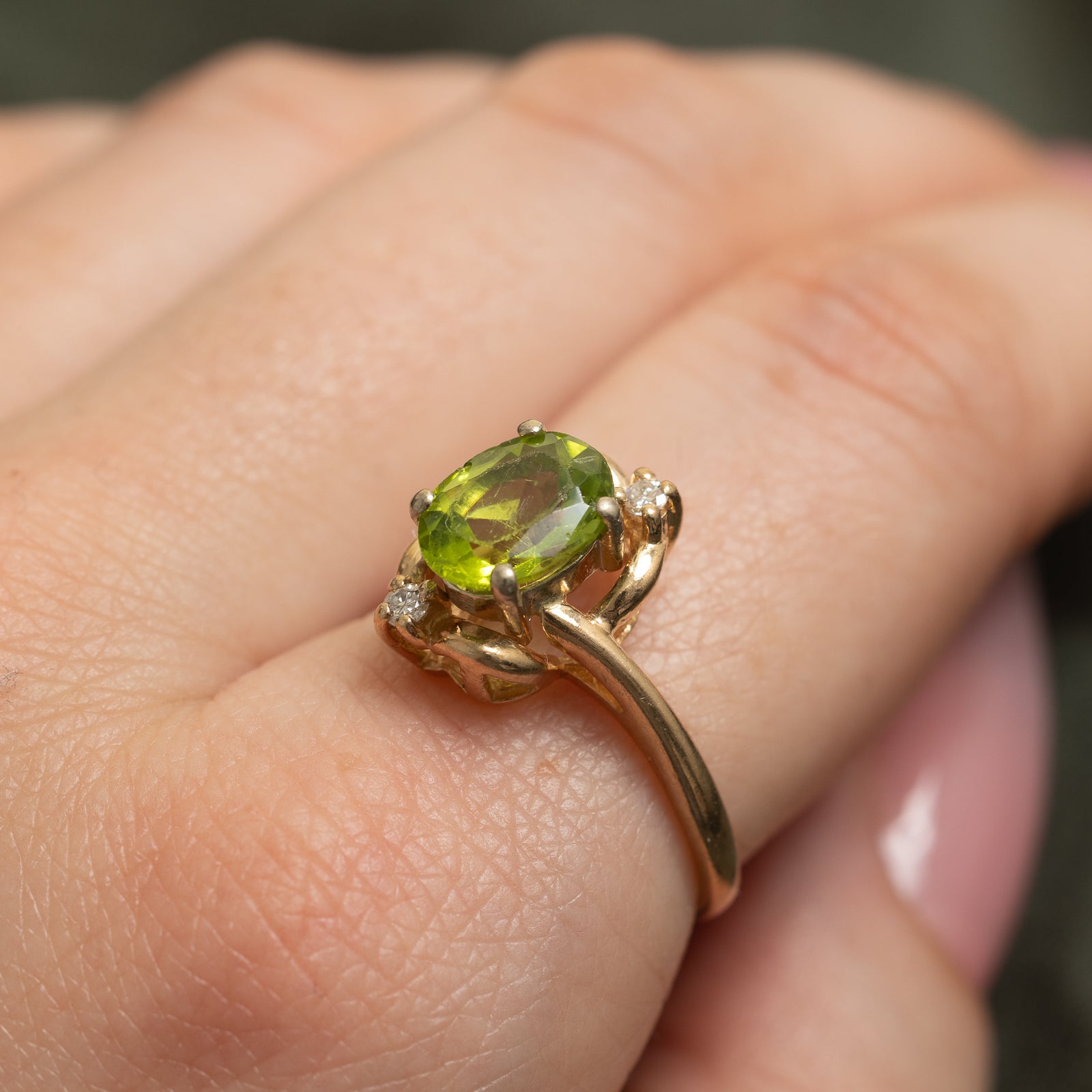 Peridot & Diamond Ring | 1.76ct, 0.06ctw | SZ 7