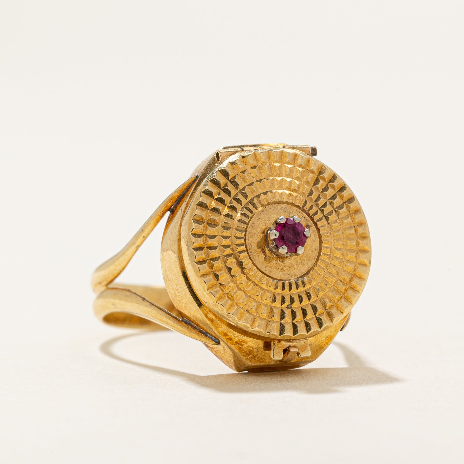 Vintage Watch Case Ruby Ring | 0.06ct | SZ 7