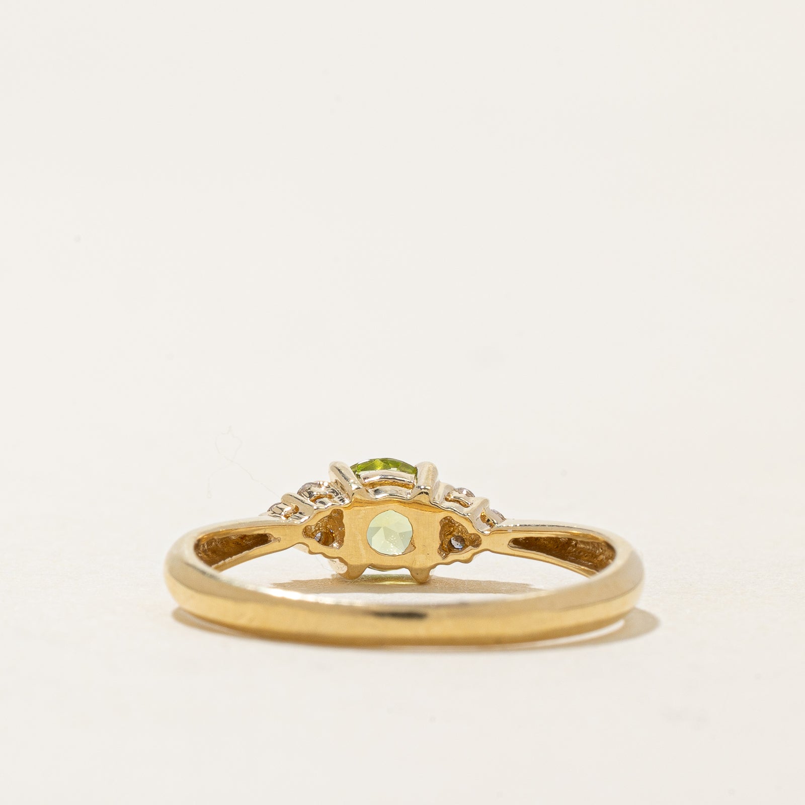 Round Cut Peridot & Diamond Ring | 0.50ct, 0.06ctw | SZ 7.25