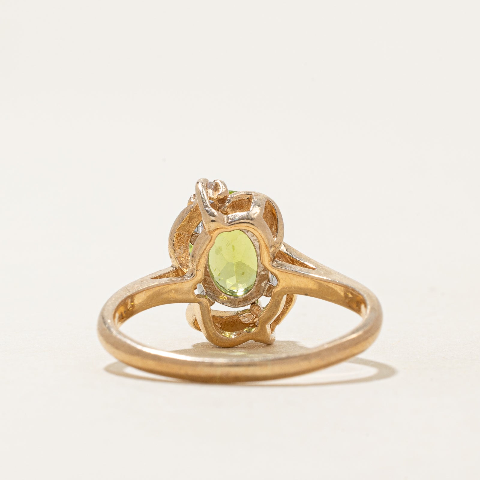 Peridot & Diamond Ring | 1.76ct, 0.06ctw | SZ 7