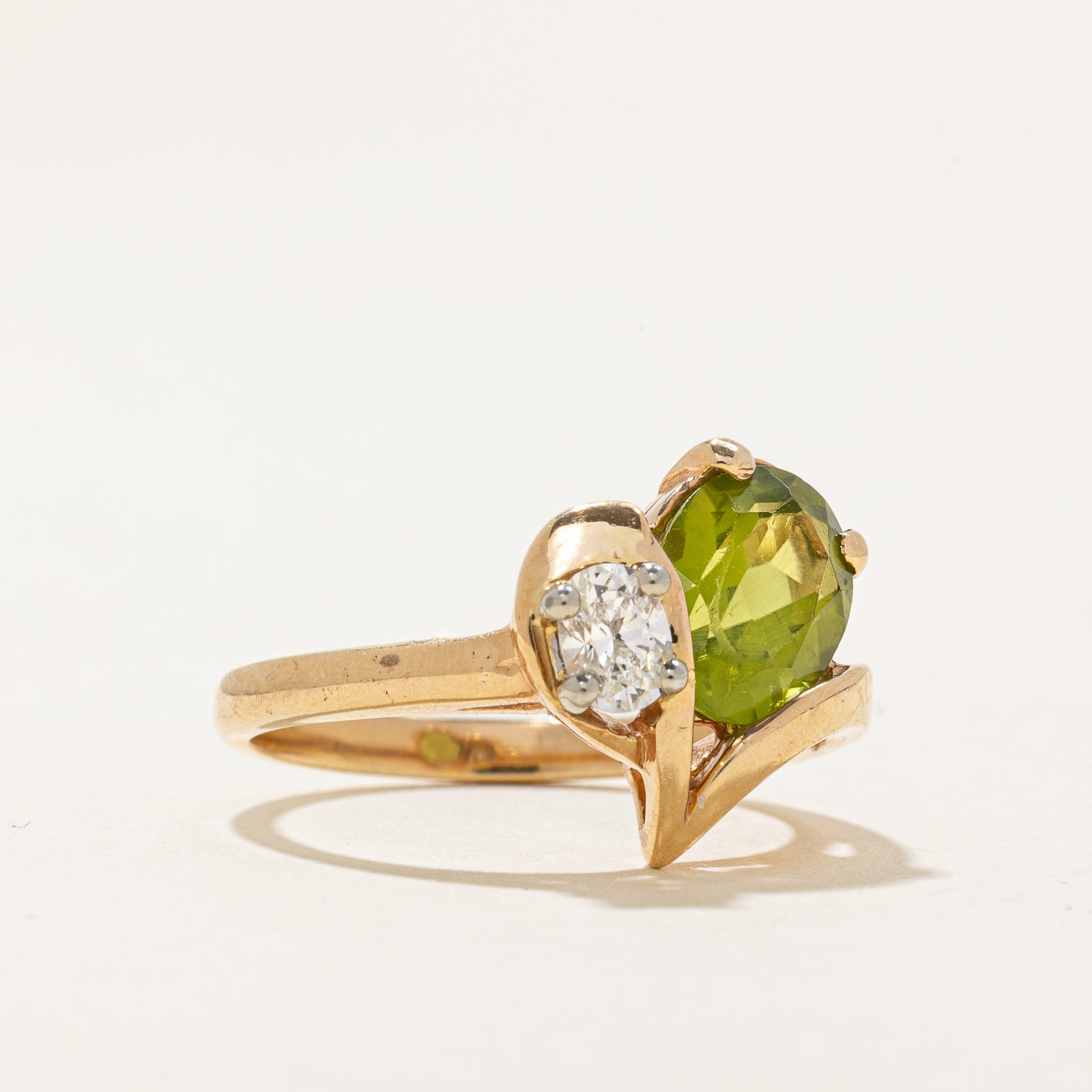 Peridot & Diamond Chevron Ring | 1.76ct, 0.27ct | SZ 6.75