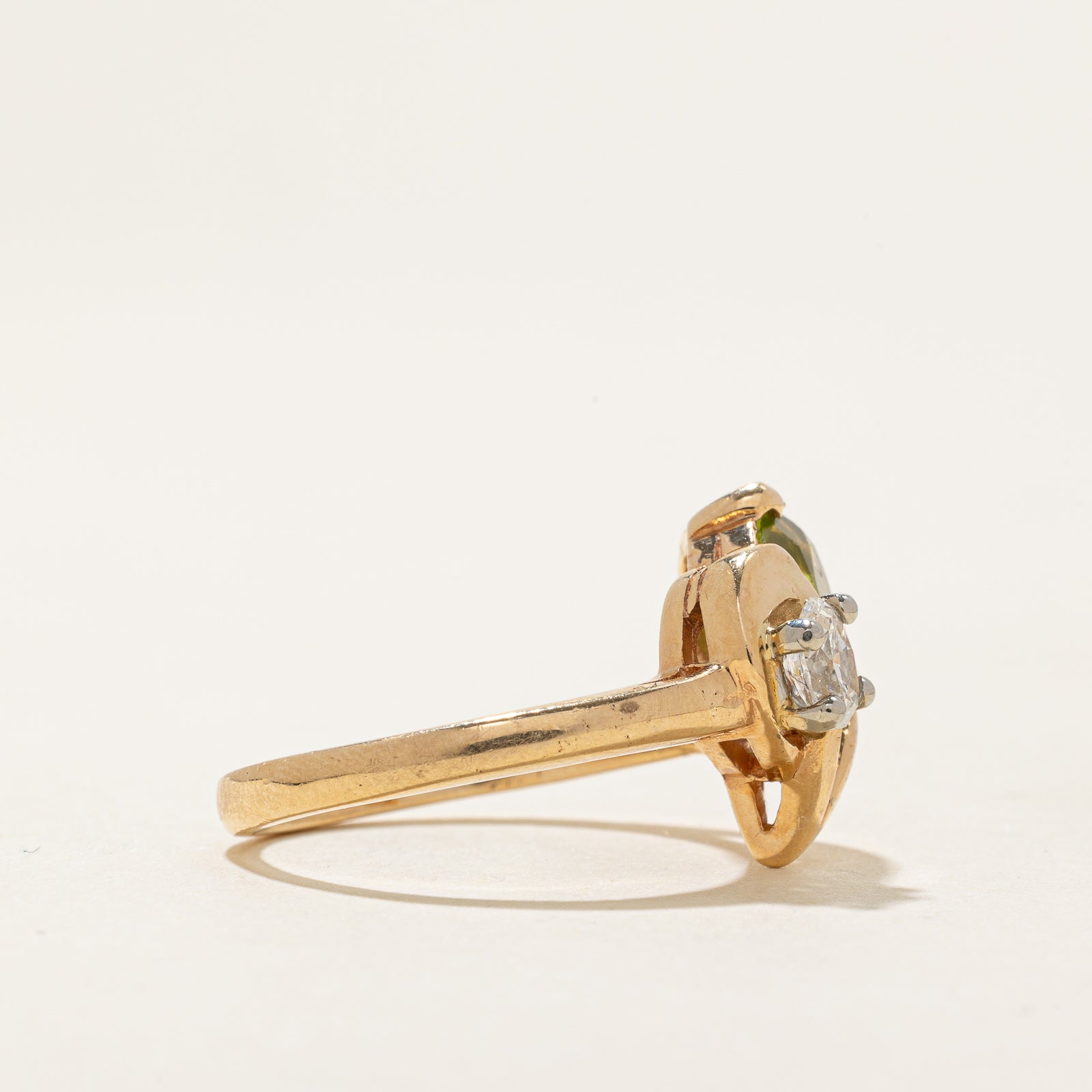 Peridot & Diamond Chevron Ring | 1.76ct, 0.27ct | SZ 6.75