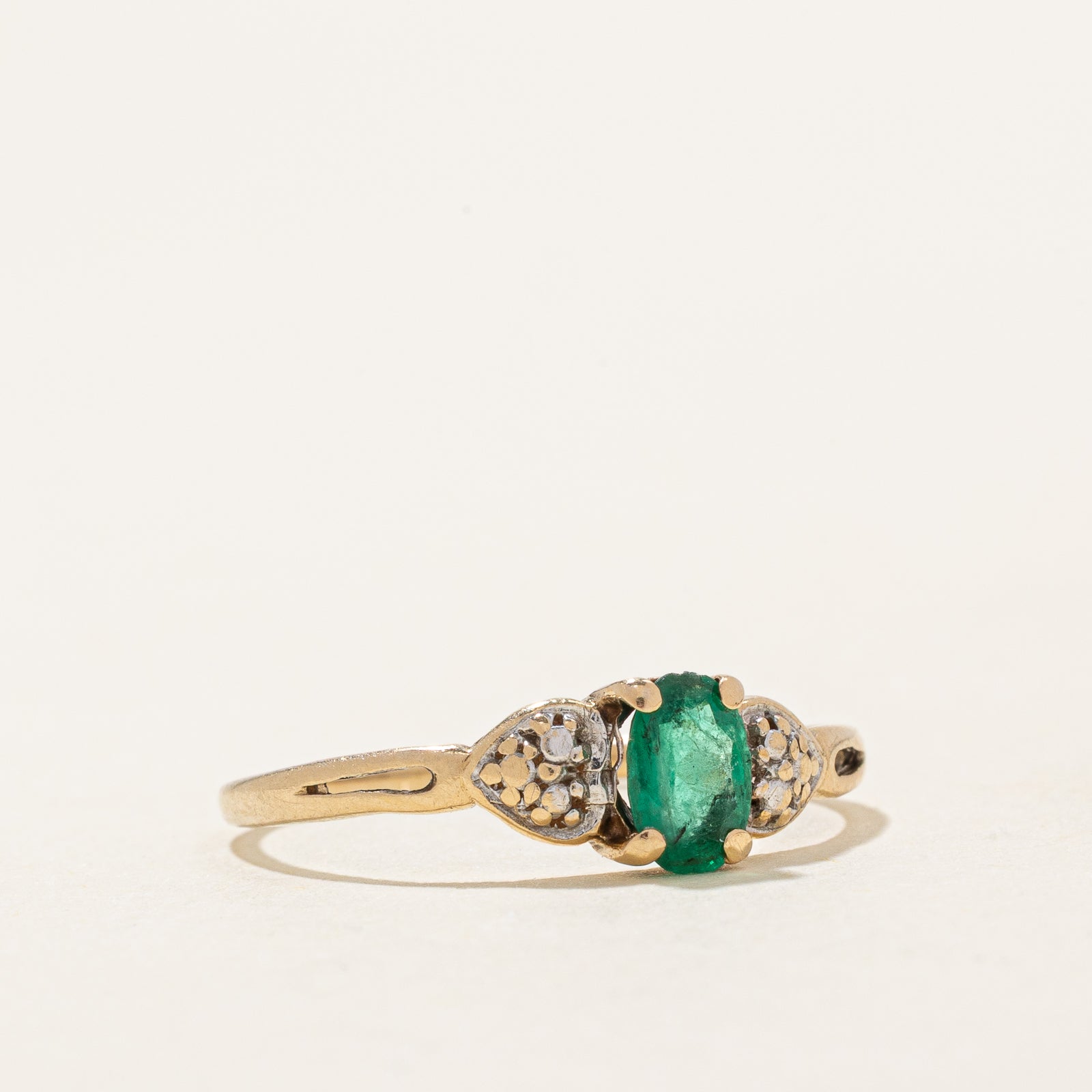 Oval Cut Emerald Heart Ring | 0.35ct | SZ 6.75