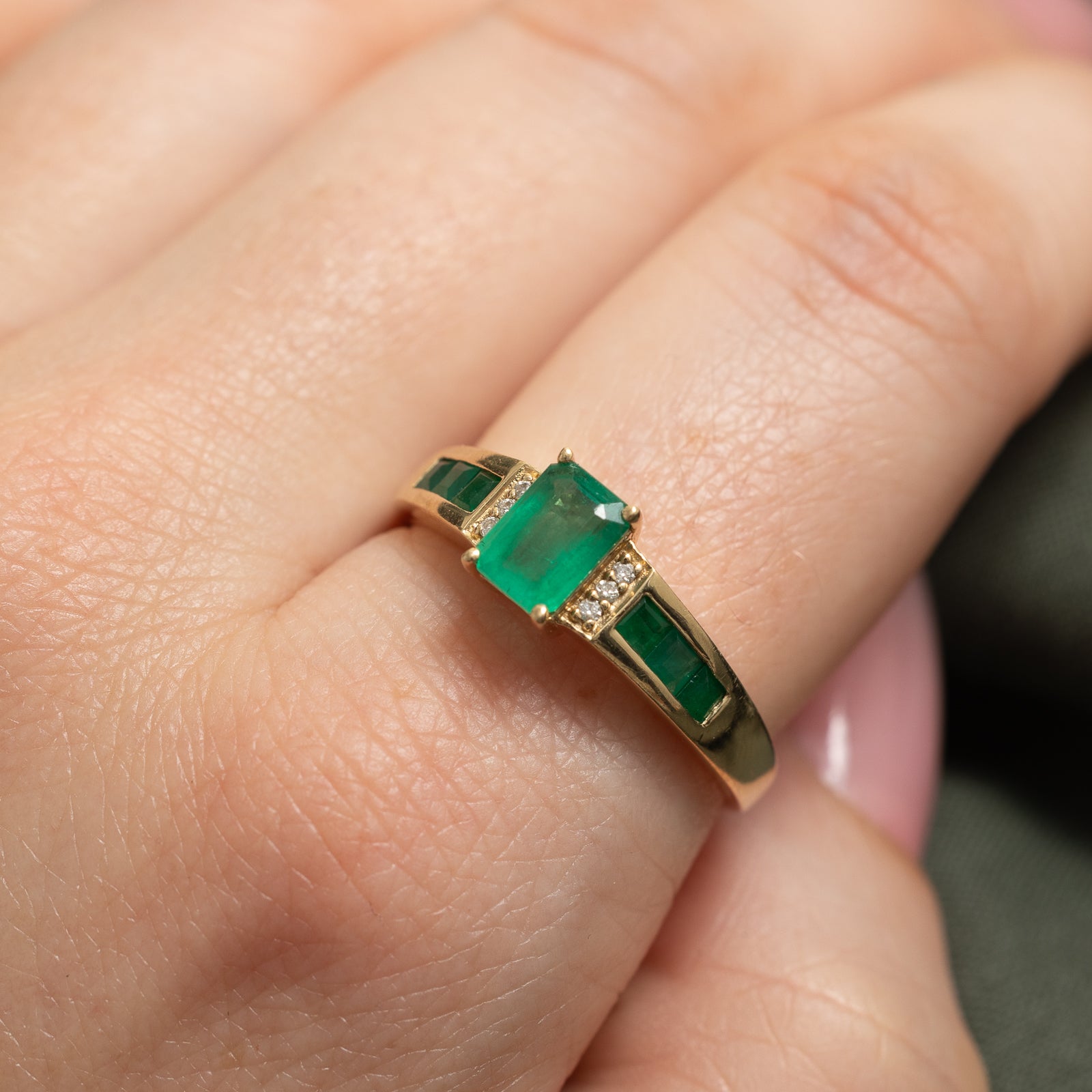 Emerald & Diamond Ring | 1.20ctw, 0.03ctw | SZ 10.25