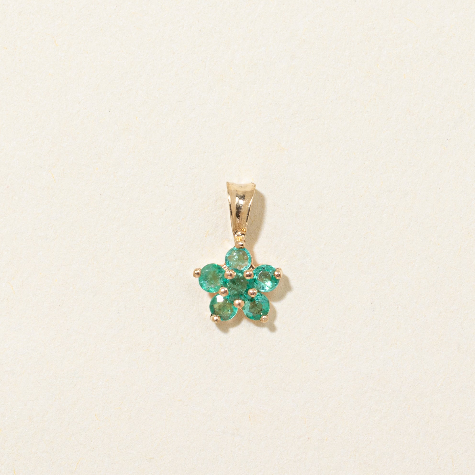 Emerald Flower Cluster Pendant | 0.18ctw