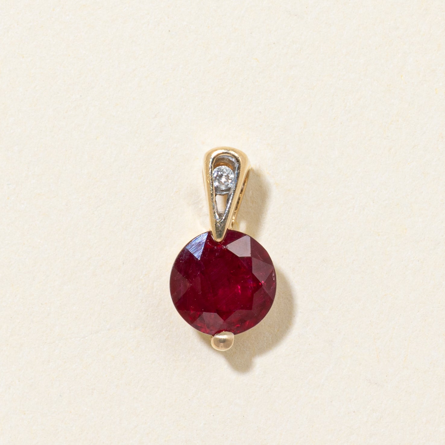 Round Cut Ruby & Diamond Pendant | 1.00ct, 0.01ct