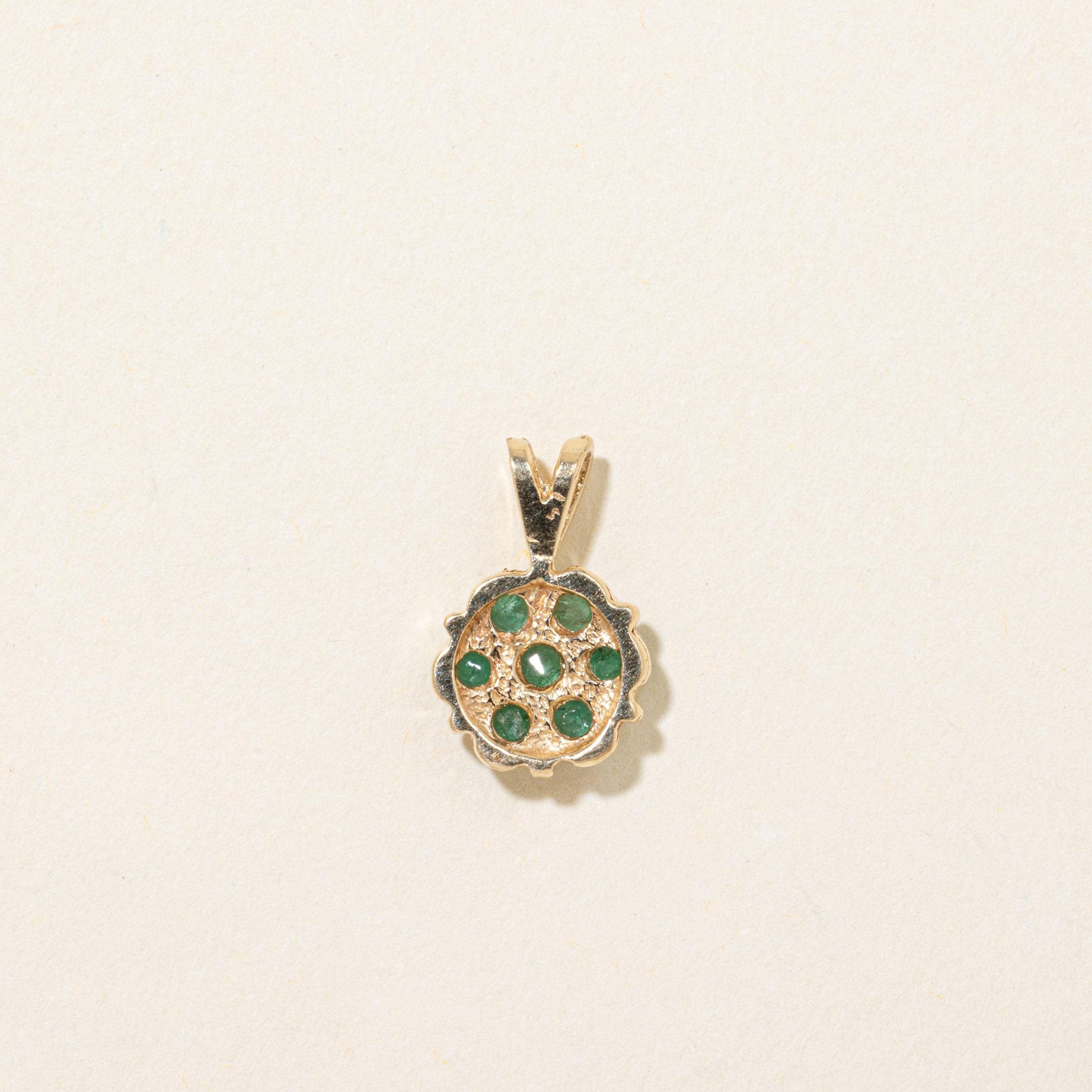 Emerald Circle Cluster Pendant | 0.25ctw