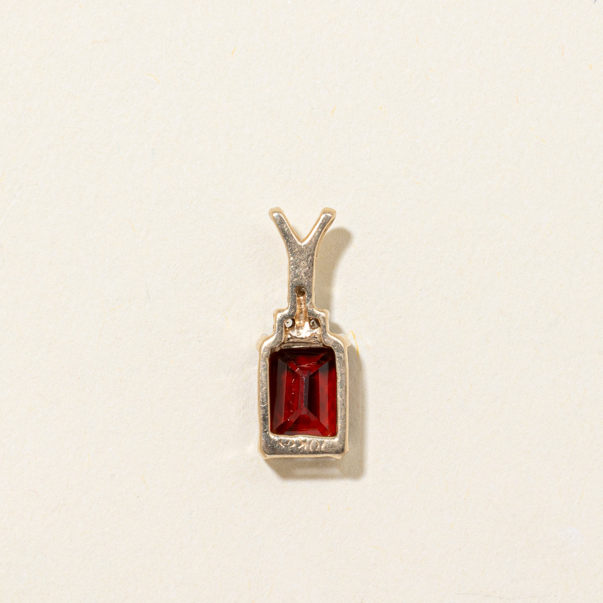 Garnet & Diamond Pendant | 2.30ct, 0.03ctw