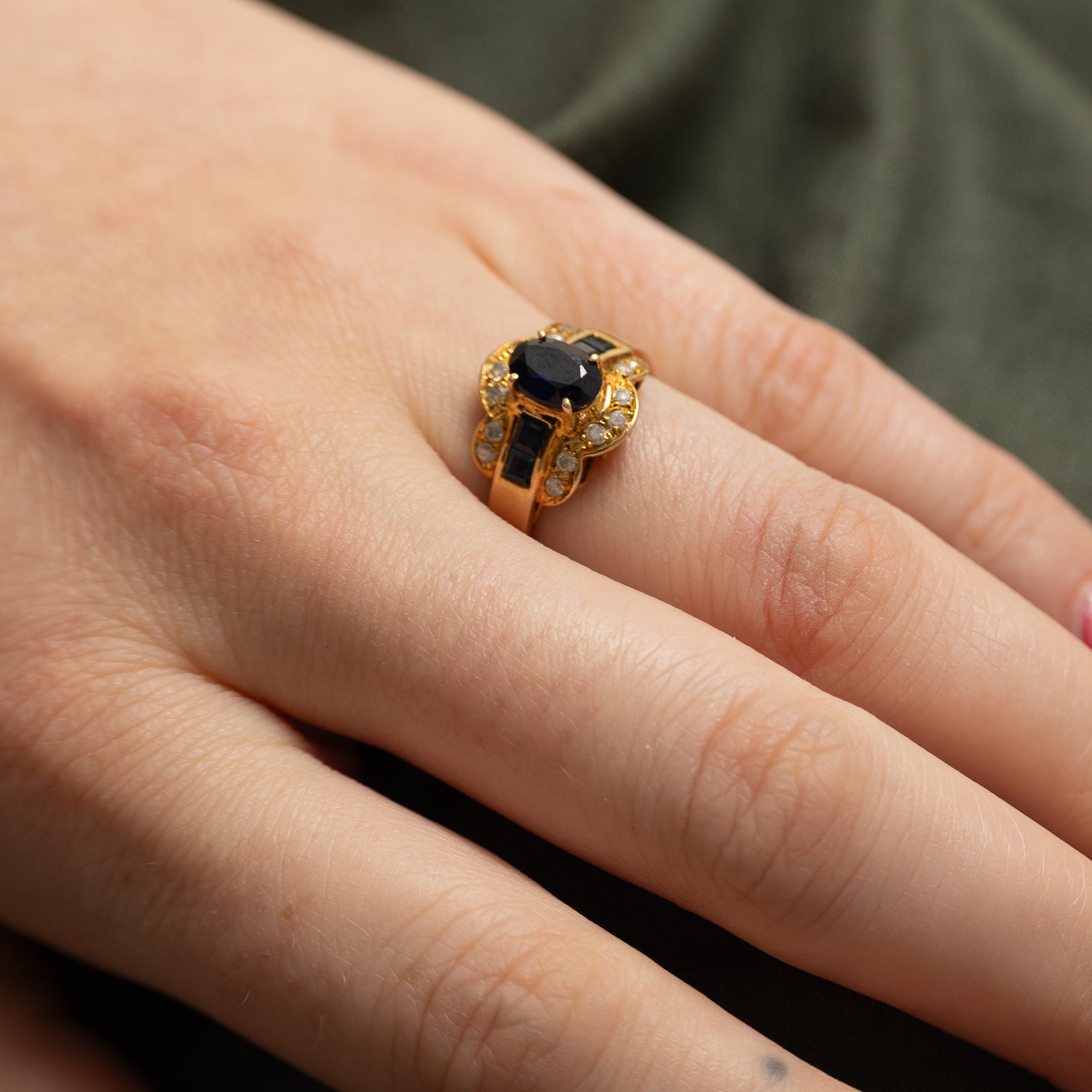 Bague semi-halo saphir et diamants | 0,50 ct, 0,20 ct | Taille 6,75
