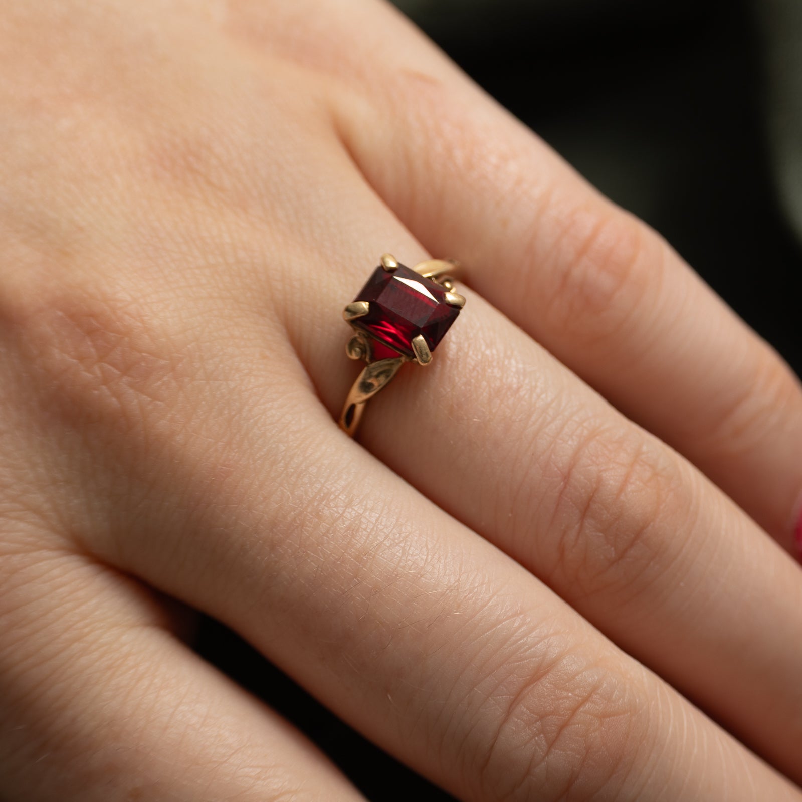 Bague solitaire en rubis synthétique | 2,40 ct | Taille 7