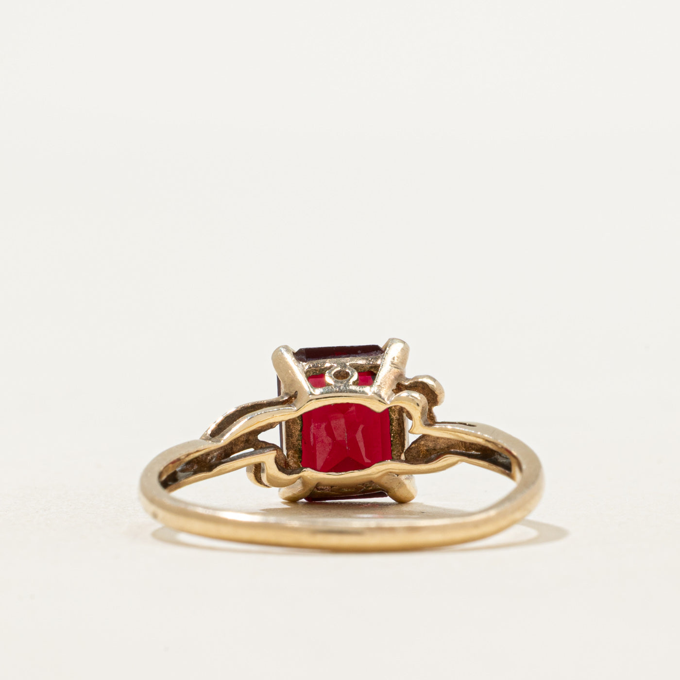 Bague solitaire en rubis synthétique | 2,40 ct | Taille 7