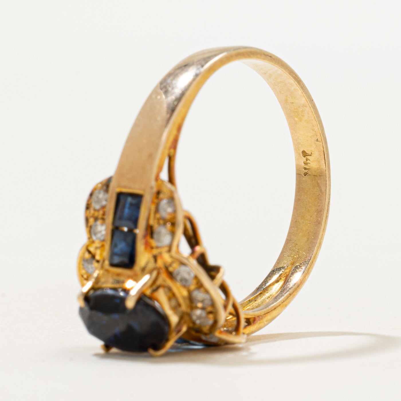 Bague semi-halo saphir et diamants | 0,50 ct, 0,20 ct | Taille 6,75