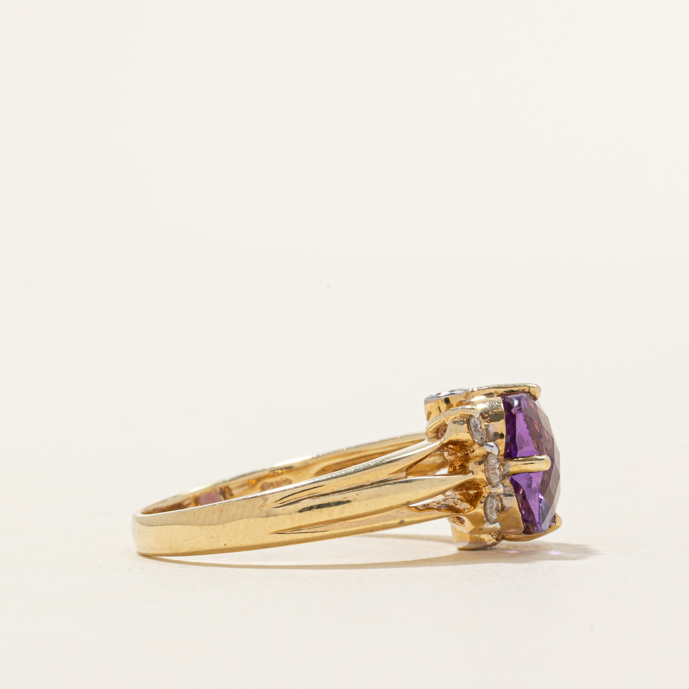 Modified Cushion Cut Amethyst & Diamond Ring | 3.00ct, 0.24ctw | SZ 8