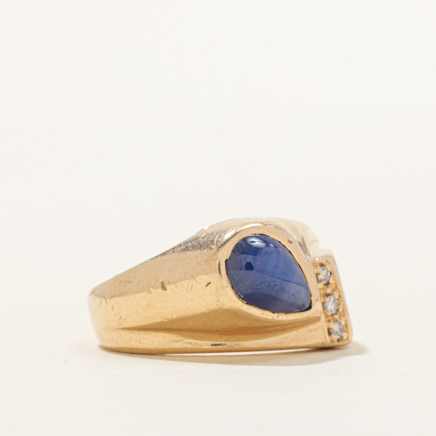 Synthetic Star Sapphire & Diamond Cocktail Ring | 1.25ct, 0.03ctw | SZ 7.75