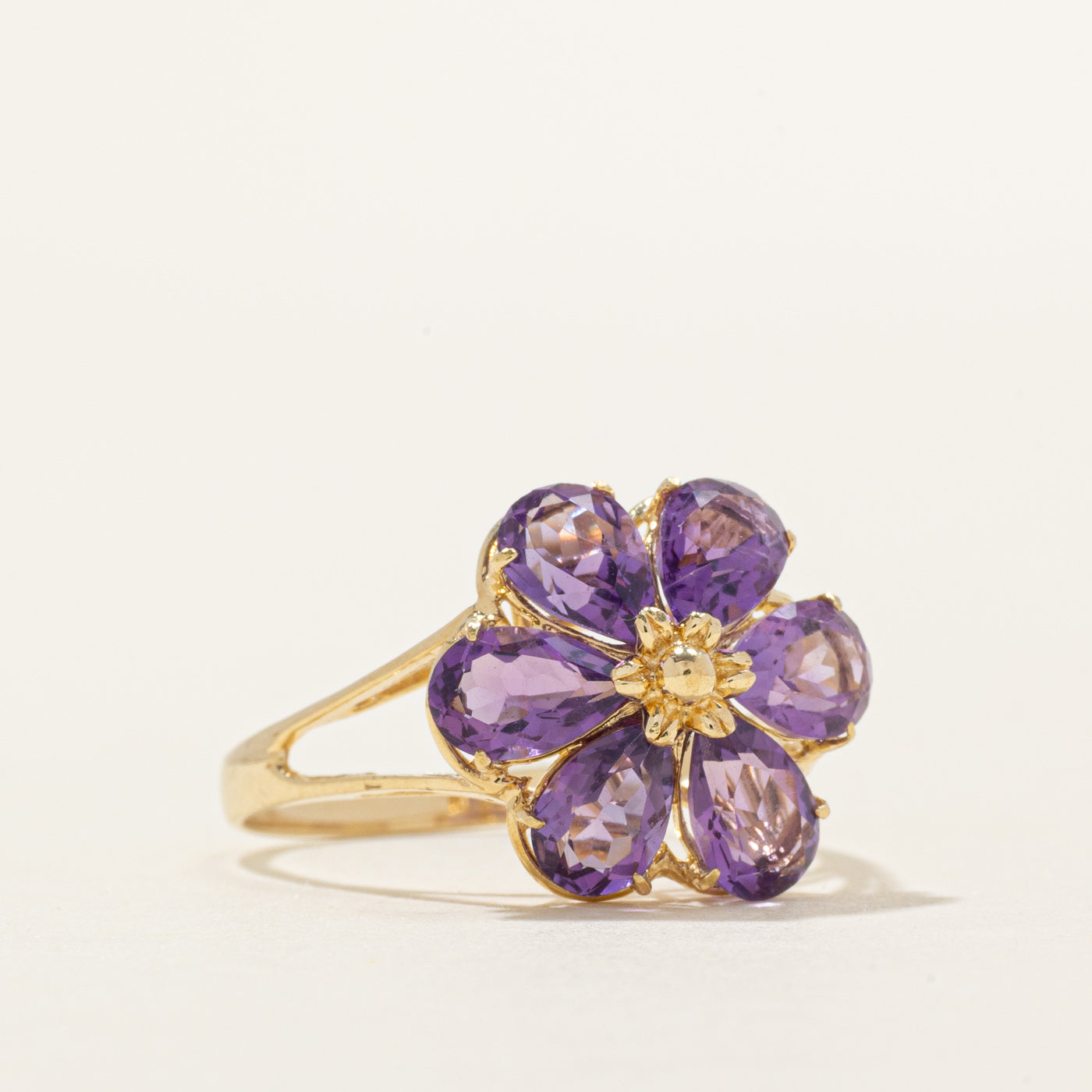 Pear Cut Amethyst Flower Cocktail Ring | 2.00ctw | SZ 6.75