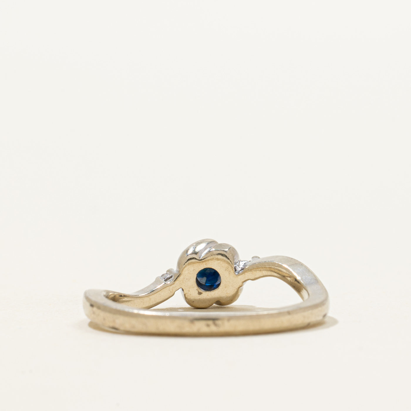 Sapphire & Diamond Wavy Ring | 0.18ct, 0.02ctw | SZ 6