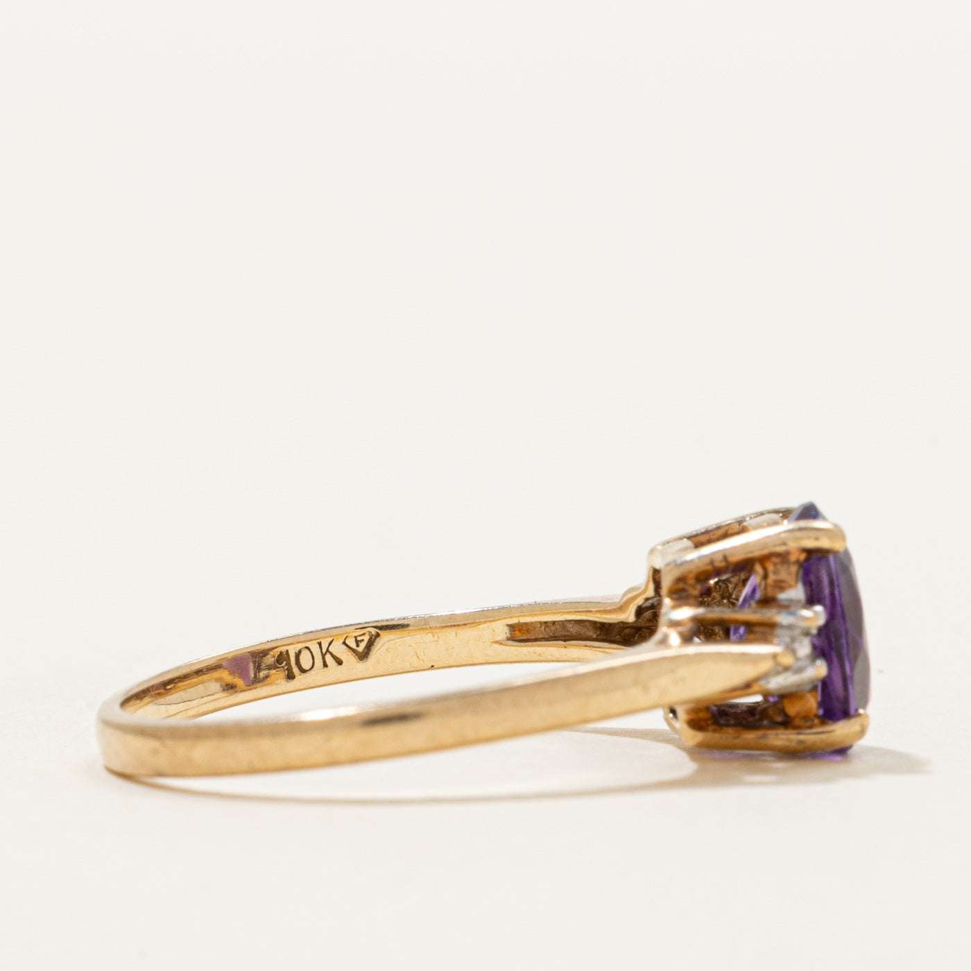 Oval Cut Amethyst & Diamond Ring | 1.10ct, 0.03ctw | SZ 7