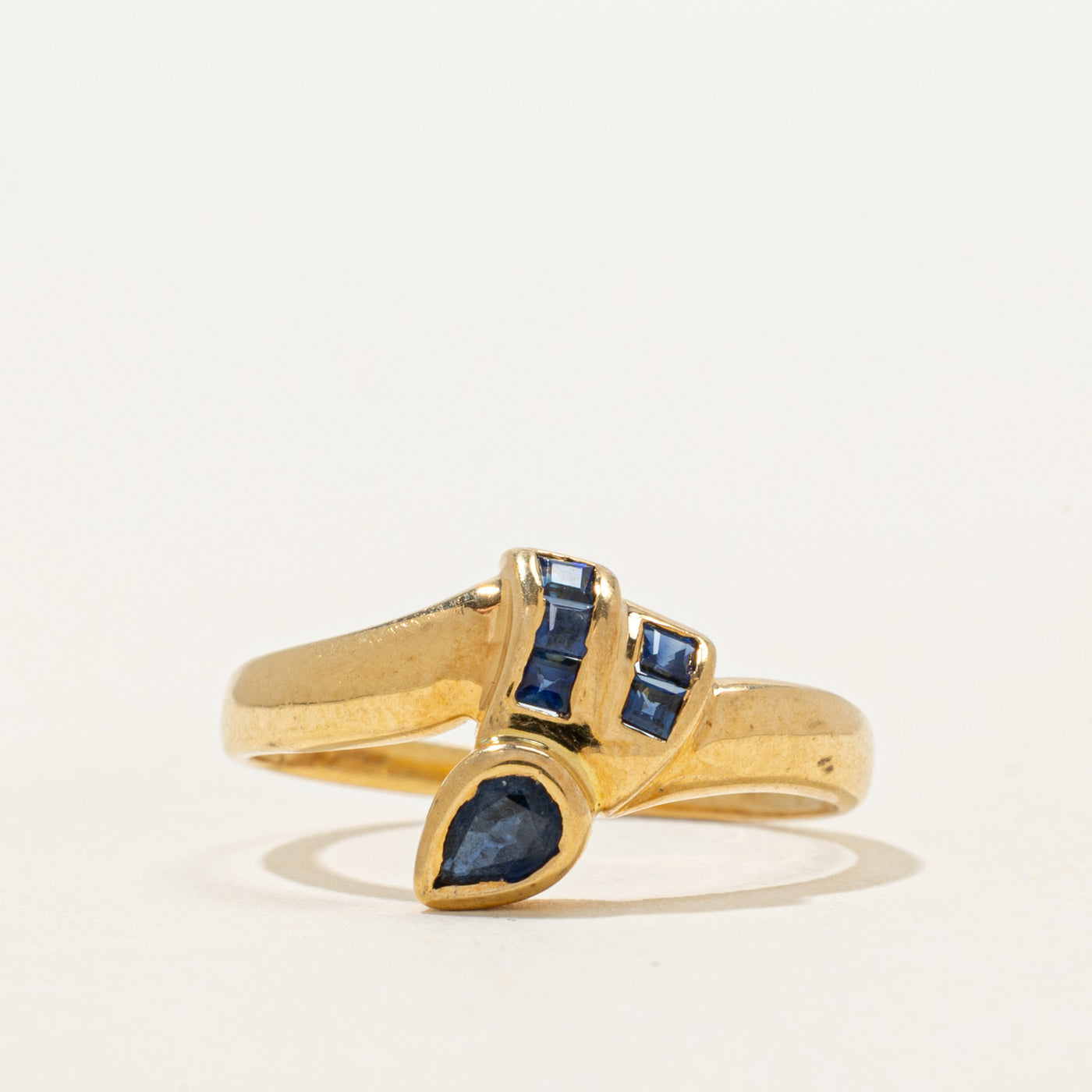 18k Bezel Set Multi Cut Sapphire Ring | 0.38ctw | SZ 6