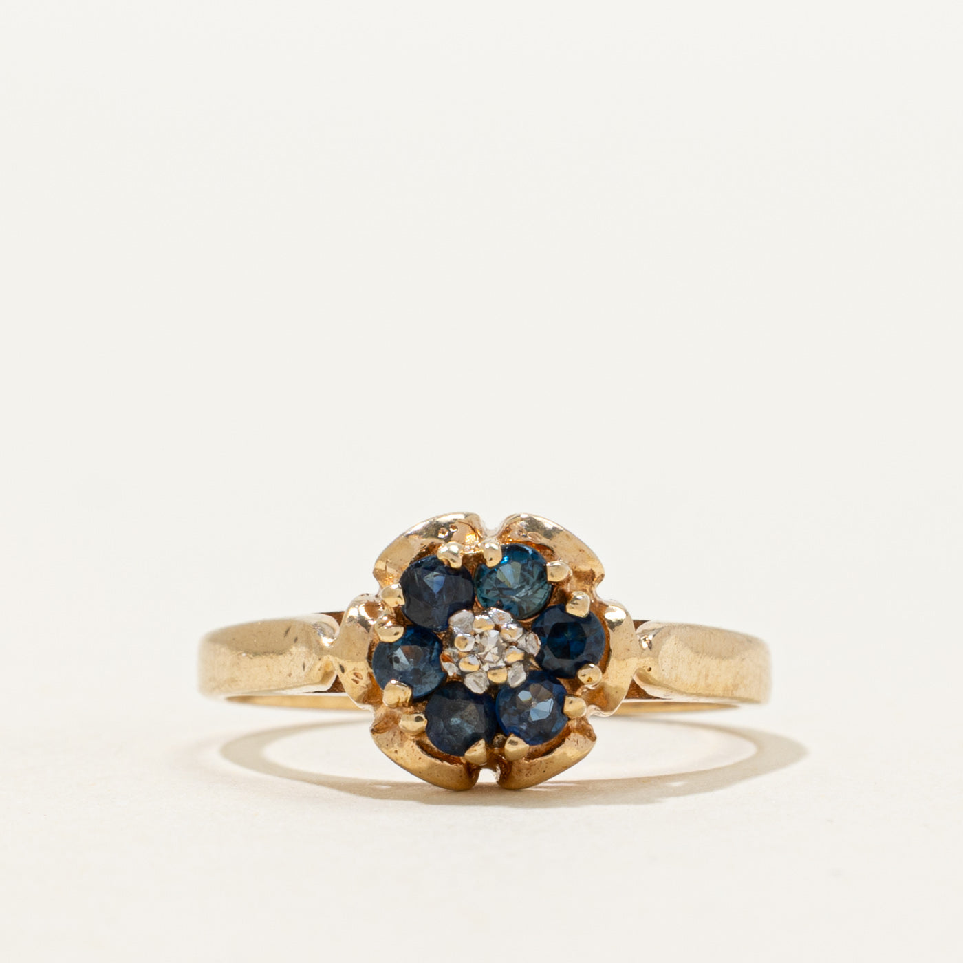 Sapphire & Diamond Cluster Ring | 0.30ctw, 0.005ct | SZ 5