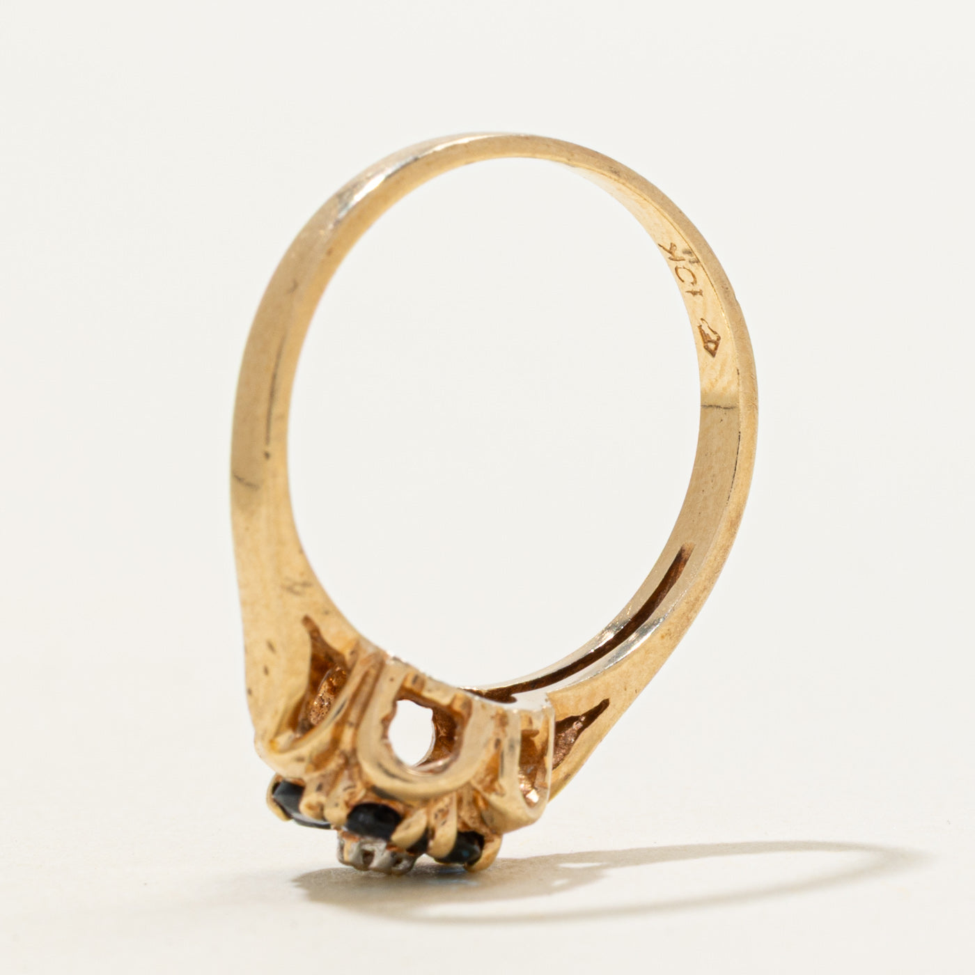 Sapphire & Diamond Cluster Ring | 0.30ctw, 0.005ct | SZ 5