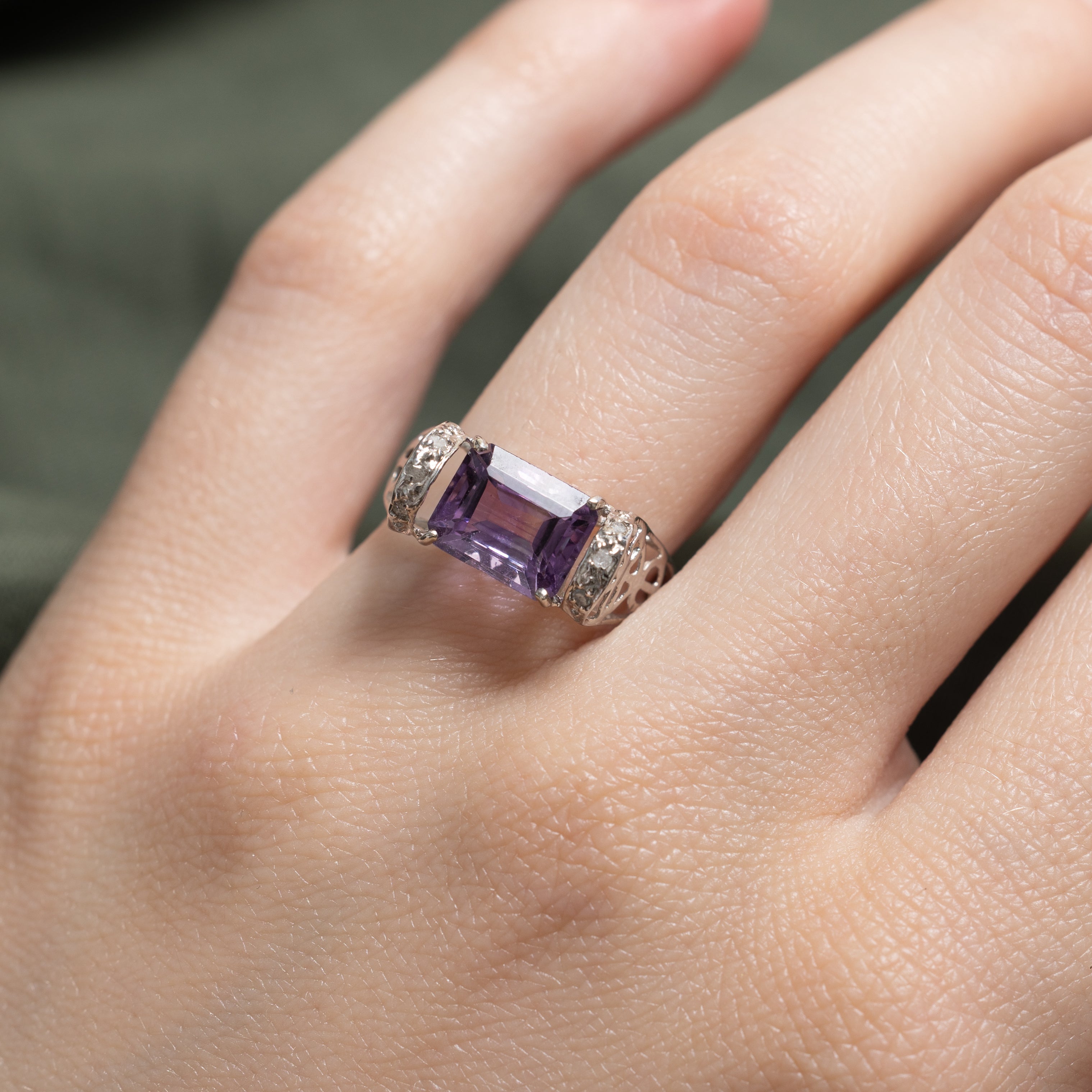 East West Amethyst & Diamond Ring | 2.40ct, 0.03ctw | SZ 6.75