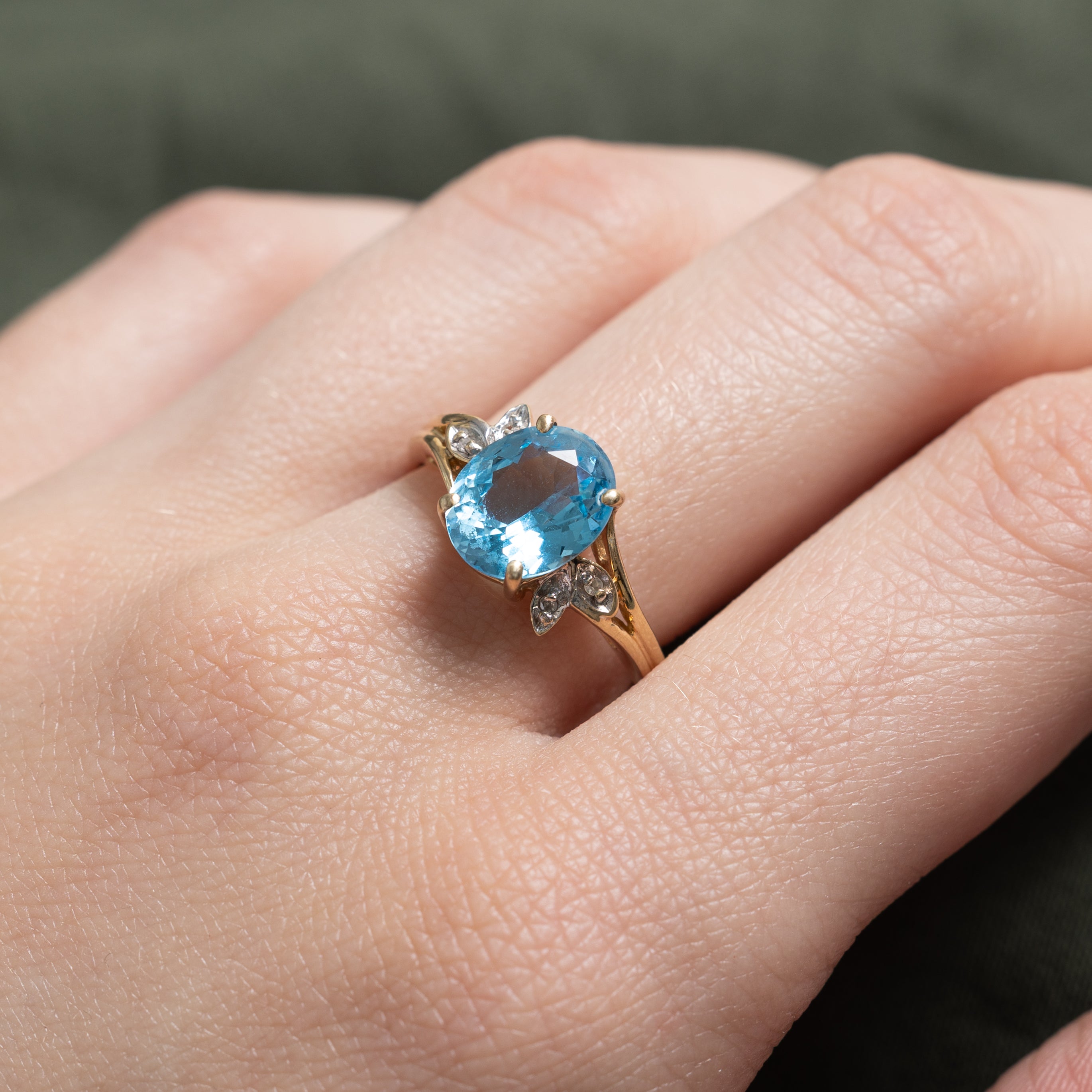 Oval Cut Topaz & Diamond Ring | 2.50ct | 0.02ctw | SZ 8