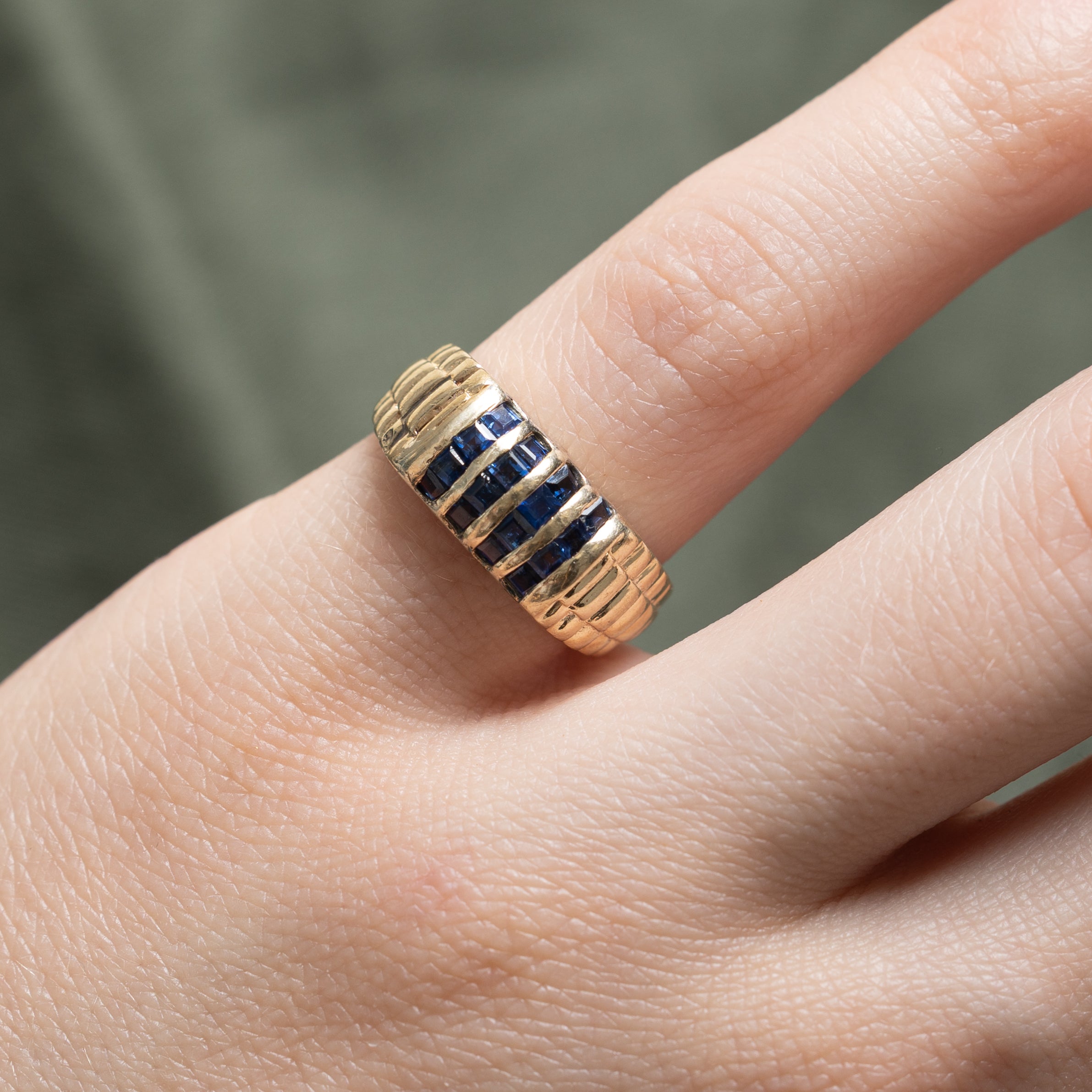 Multi Column Sapphire Grooved Ring | 0.70ctw | SZ 4.25