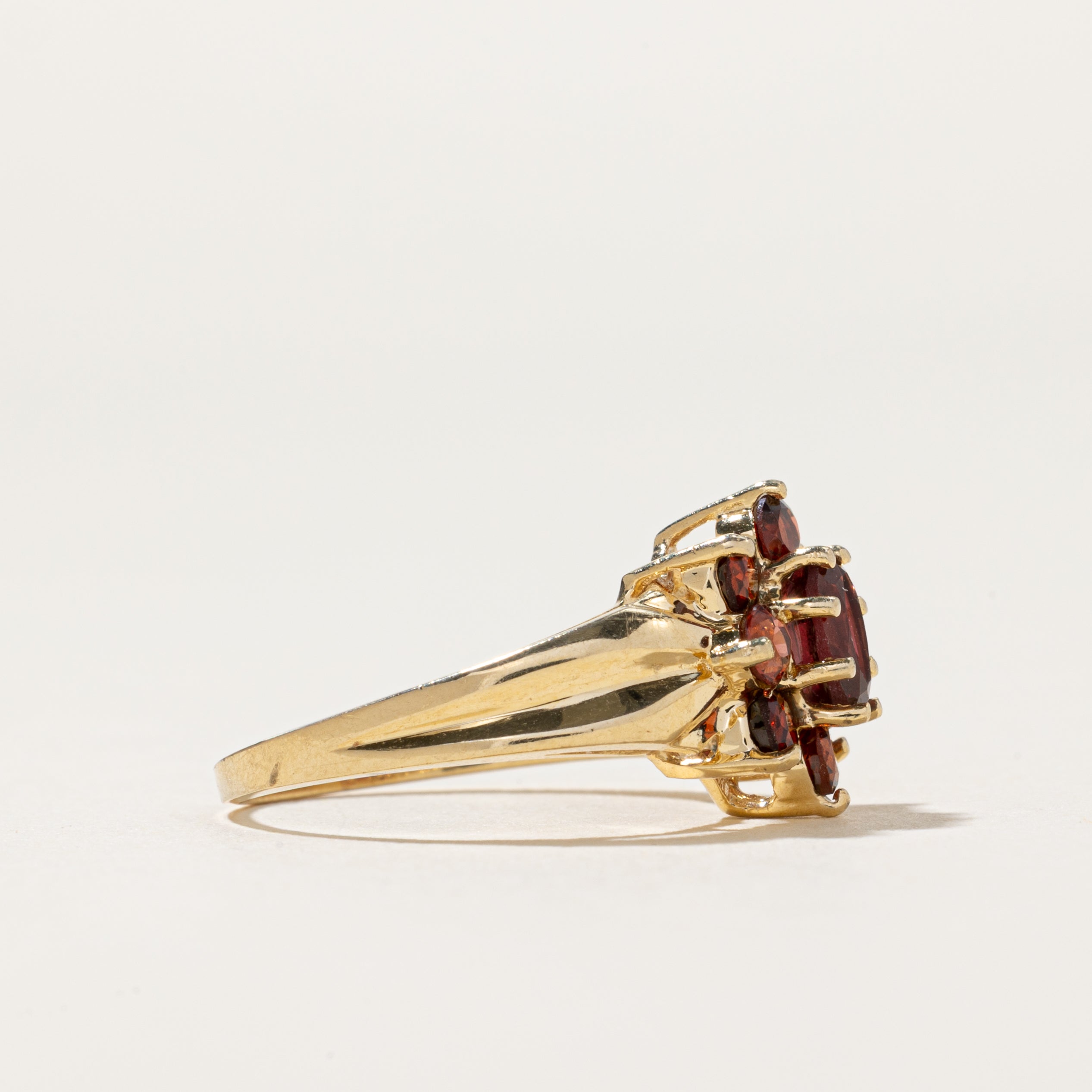 Garnet Petal Ring | 1.20ctw | SZ 6.75