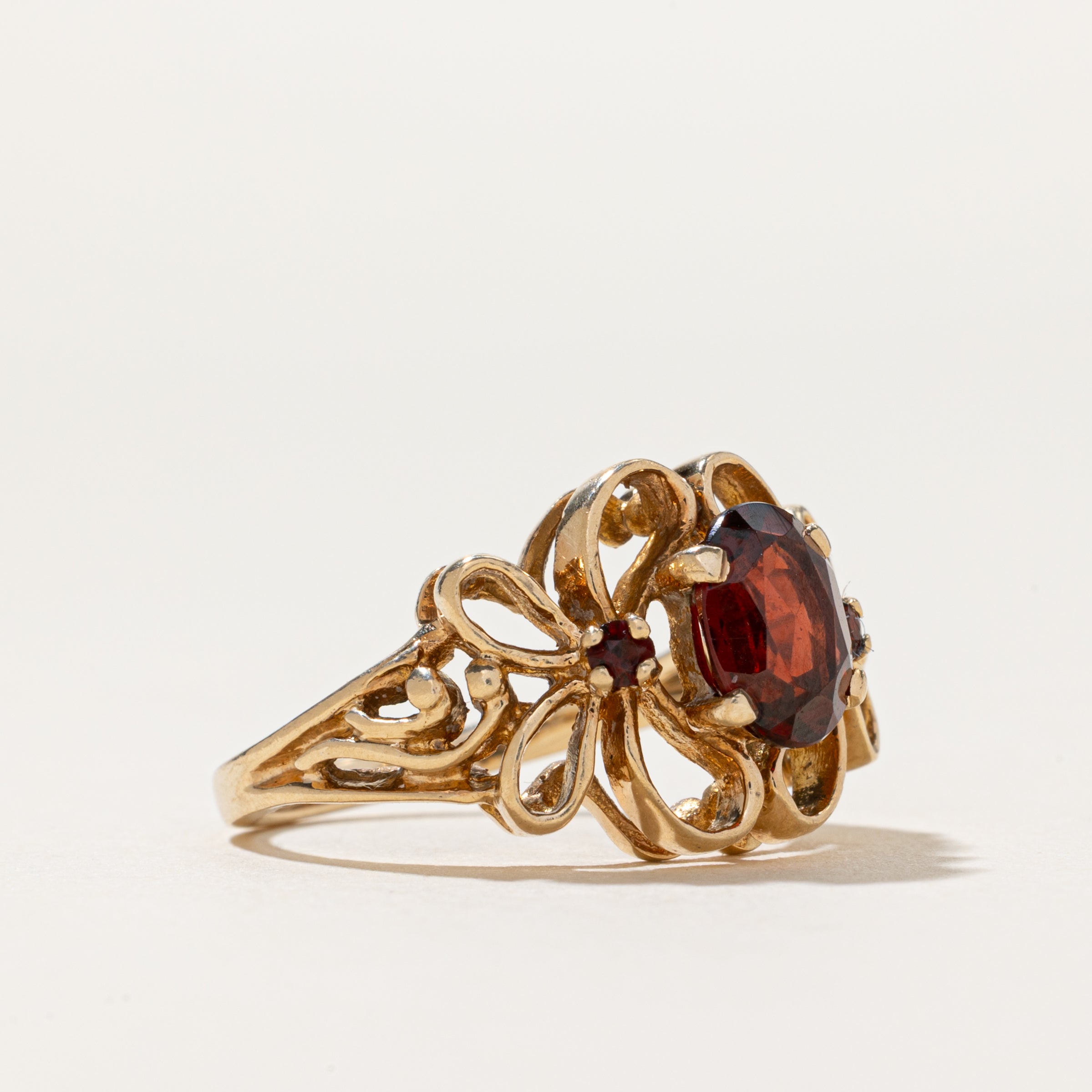 Garnet Ornate Open Work Ring | 1.50ctw | SZ 6