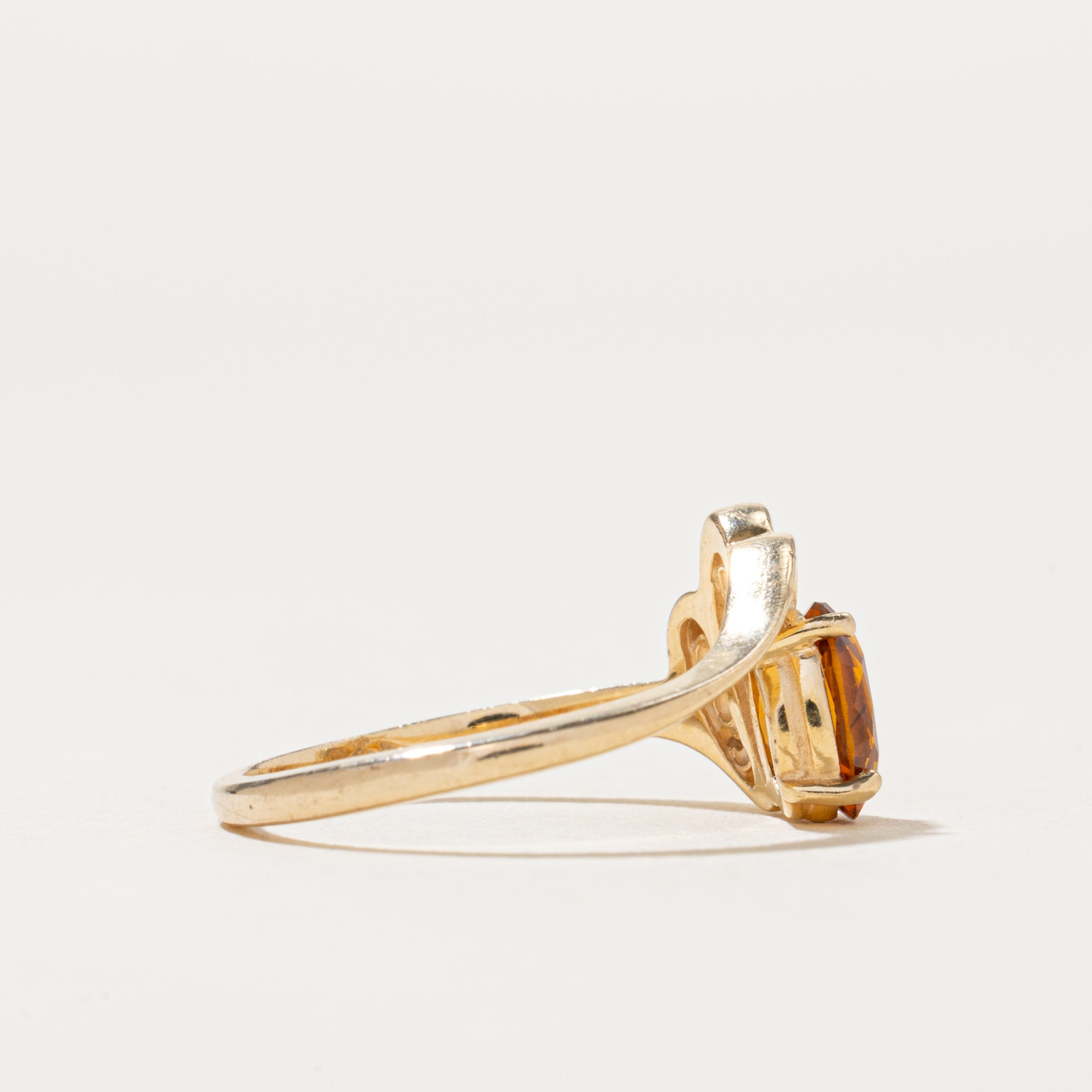 Oval Cut Citrine & Diamond Ring | 0.70ct, 0.07ctw | SZ 6.5