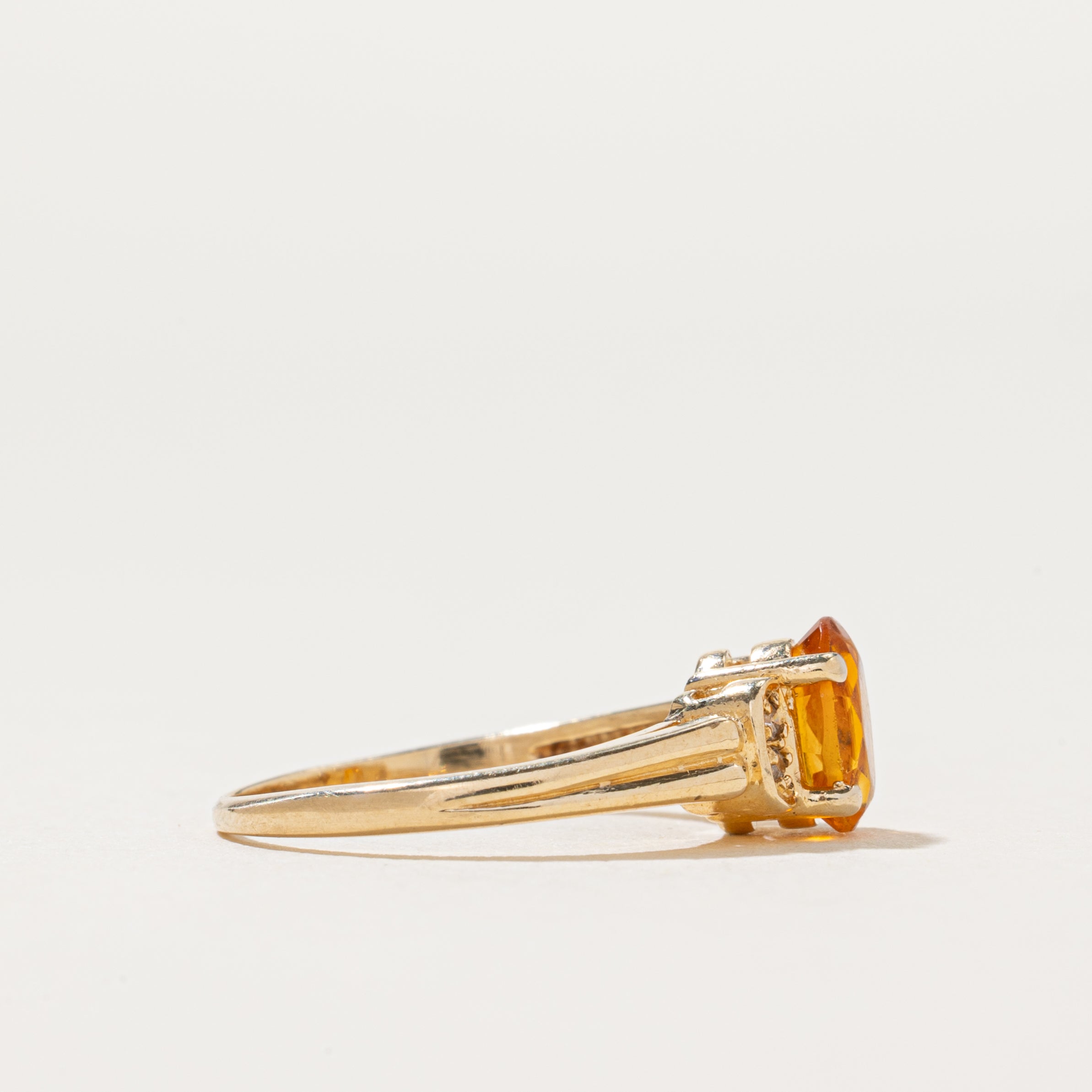 Oval Cut Citrine & Diamond Ring | 0.60ct, 0.02ctw | SZ 5