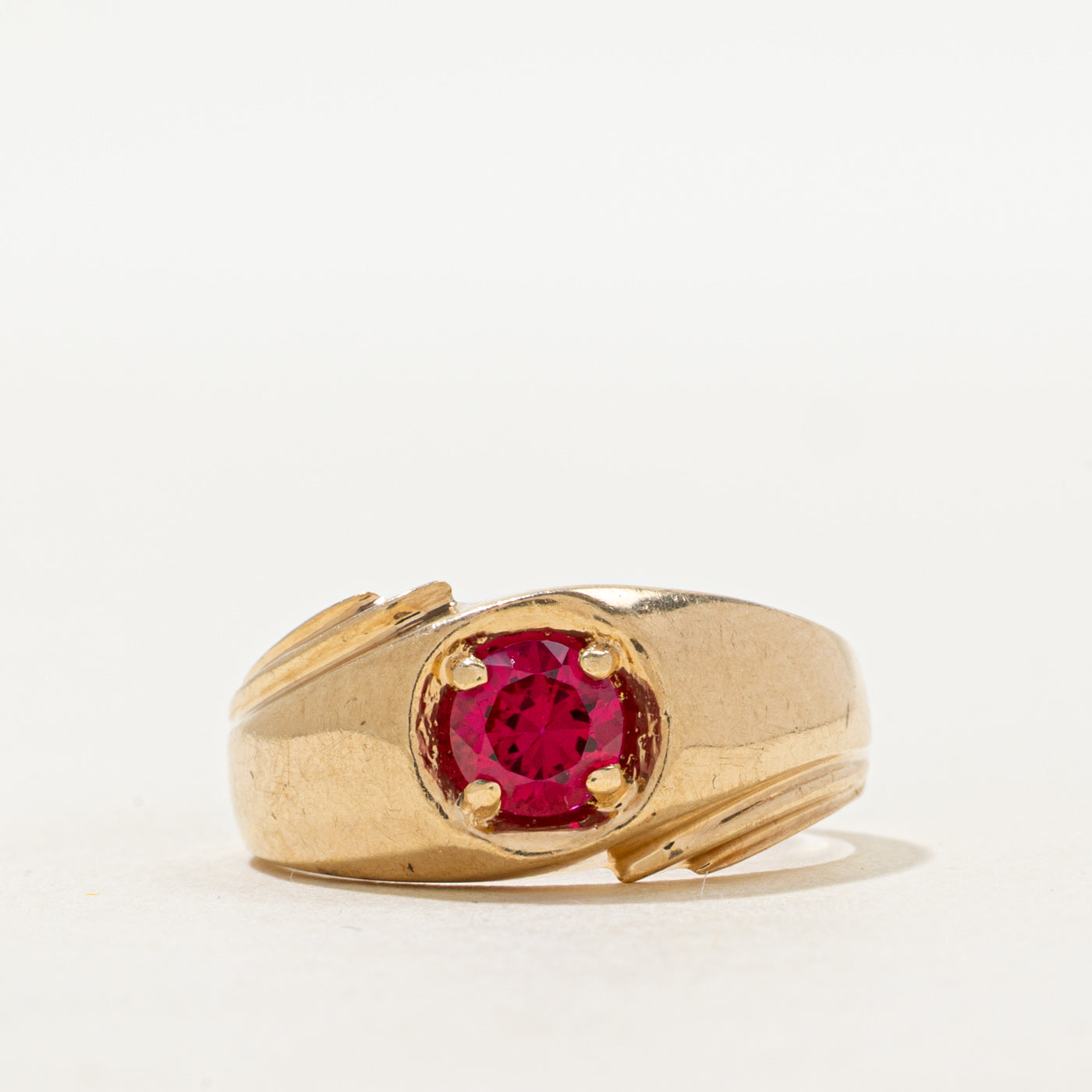 Two Tone Synthetic Ruby Lobster Intaglio Ring | SZ 10.5