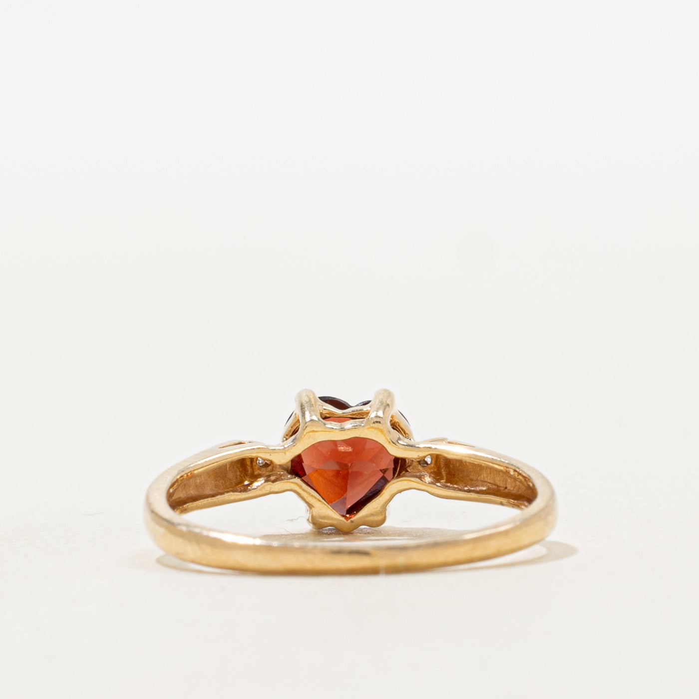Garnet & Diamond Heart Ring | 0.90ct, 0.02ctw | SZ 6