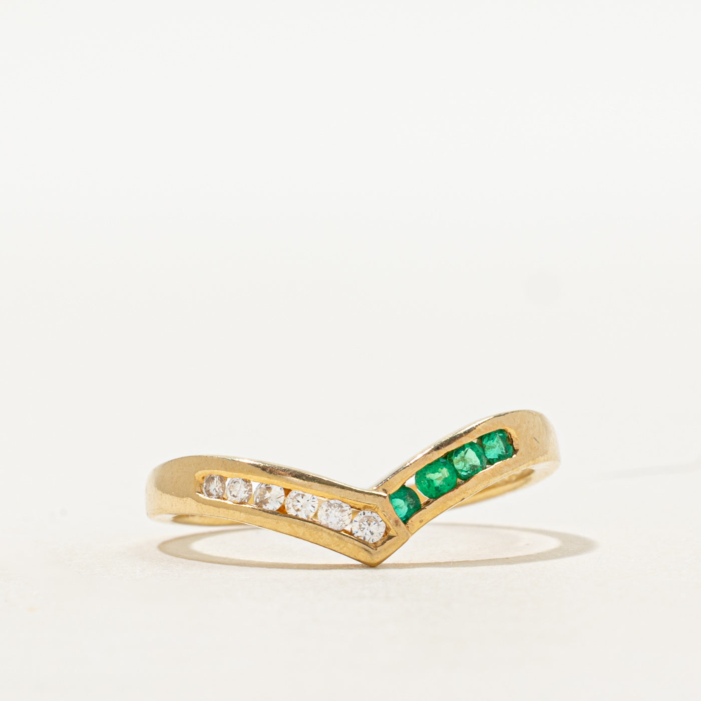 18k Channel Set Emerald & Diamond Chevron Ring | 0.15ctw, 0.10ctw | SZ 7.75